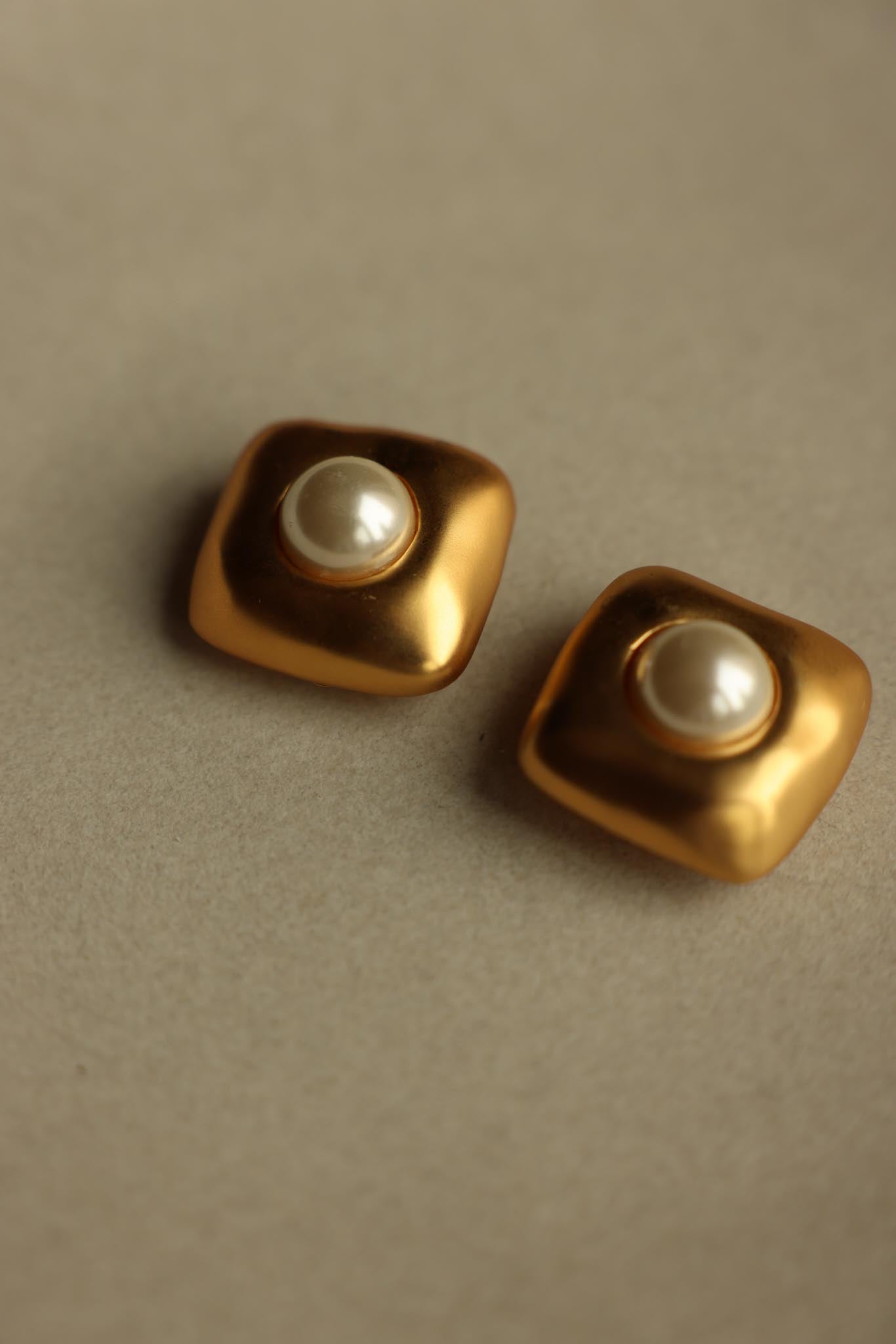 10K Gold Oversized Sculptural Clip-On Earrings
