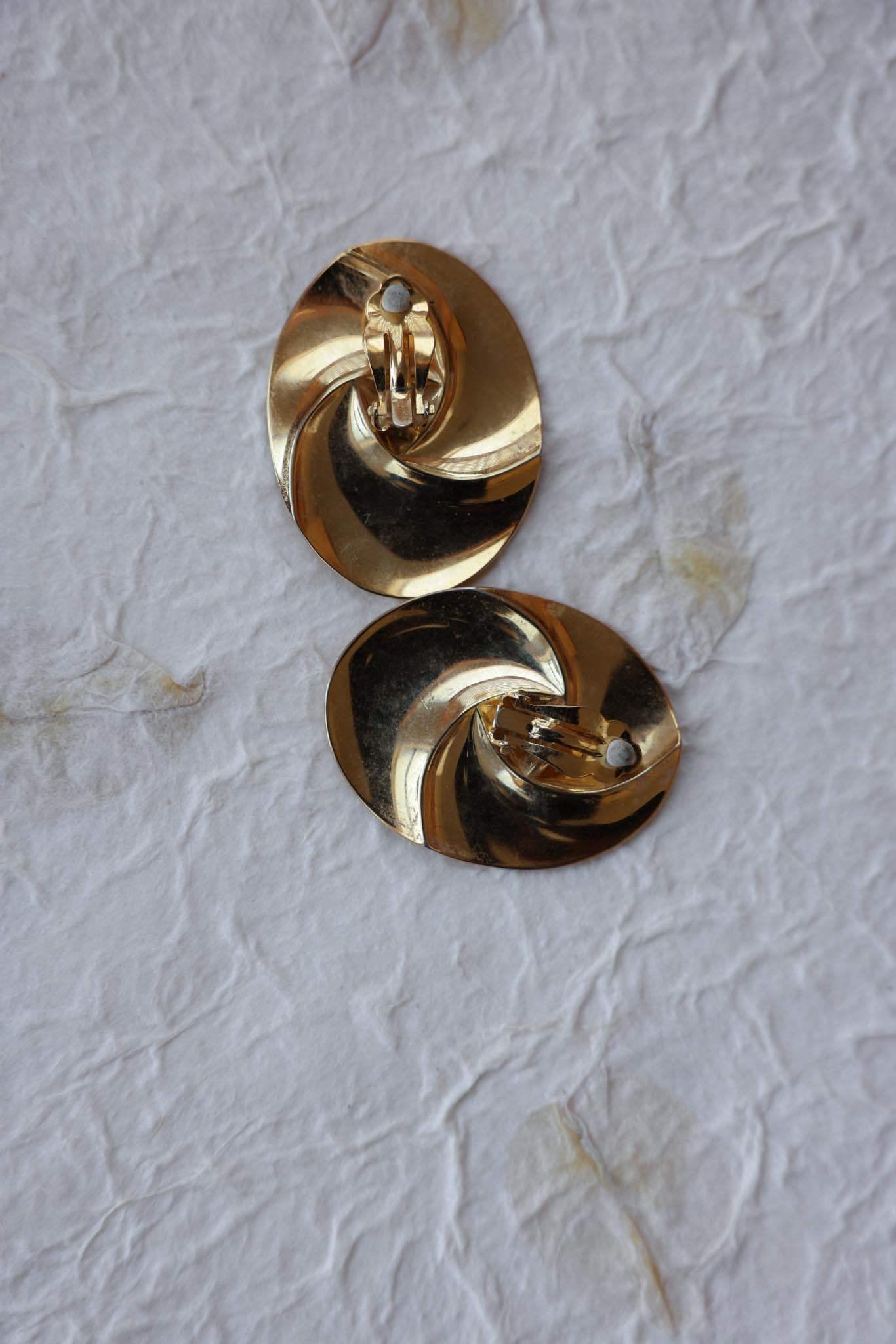 Golden Swirl Earrings|Vintage Baazaar 