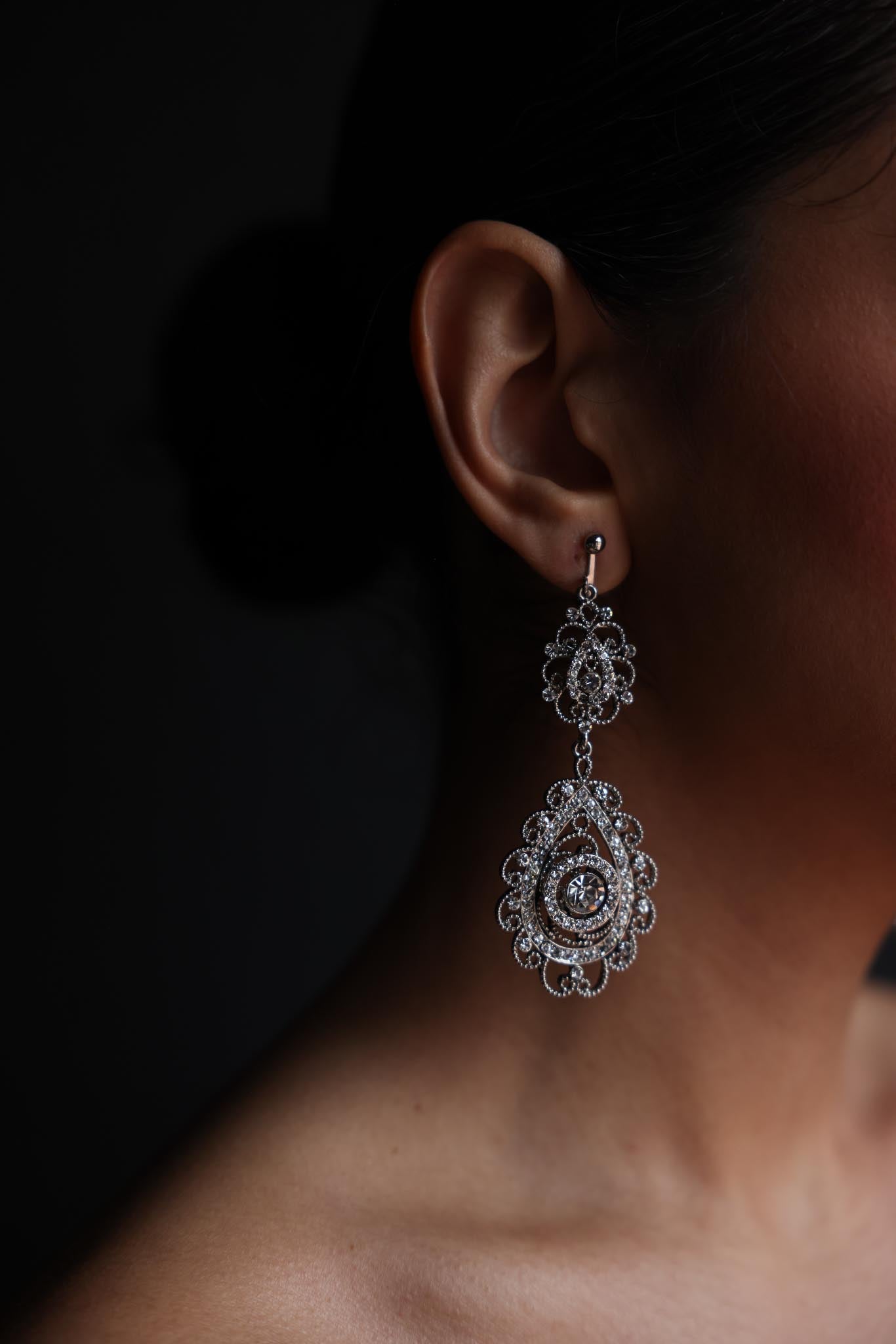Crystal Filigree Teardrop Clip-Ons|Vintage Baazaar 