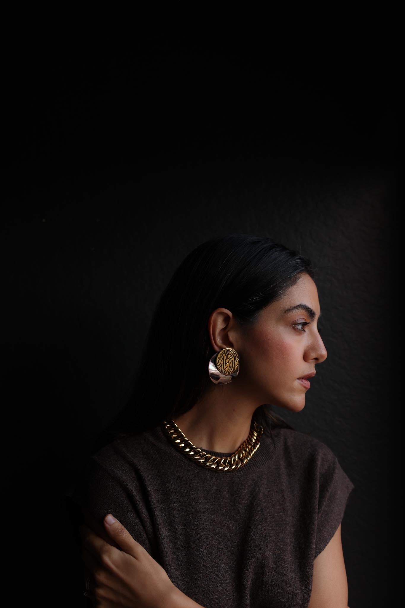 Golden Wave Mother-of-Pearl  Earrings|Vintage Baazaar 