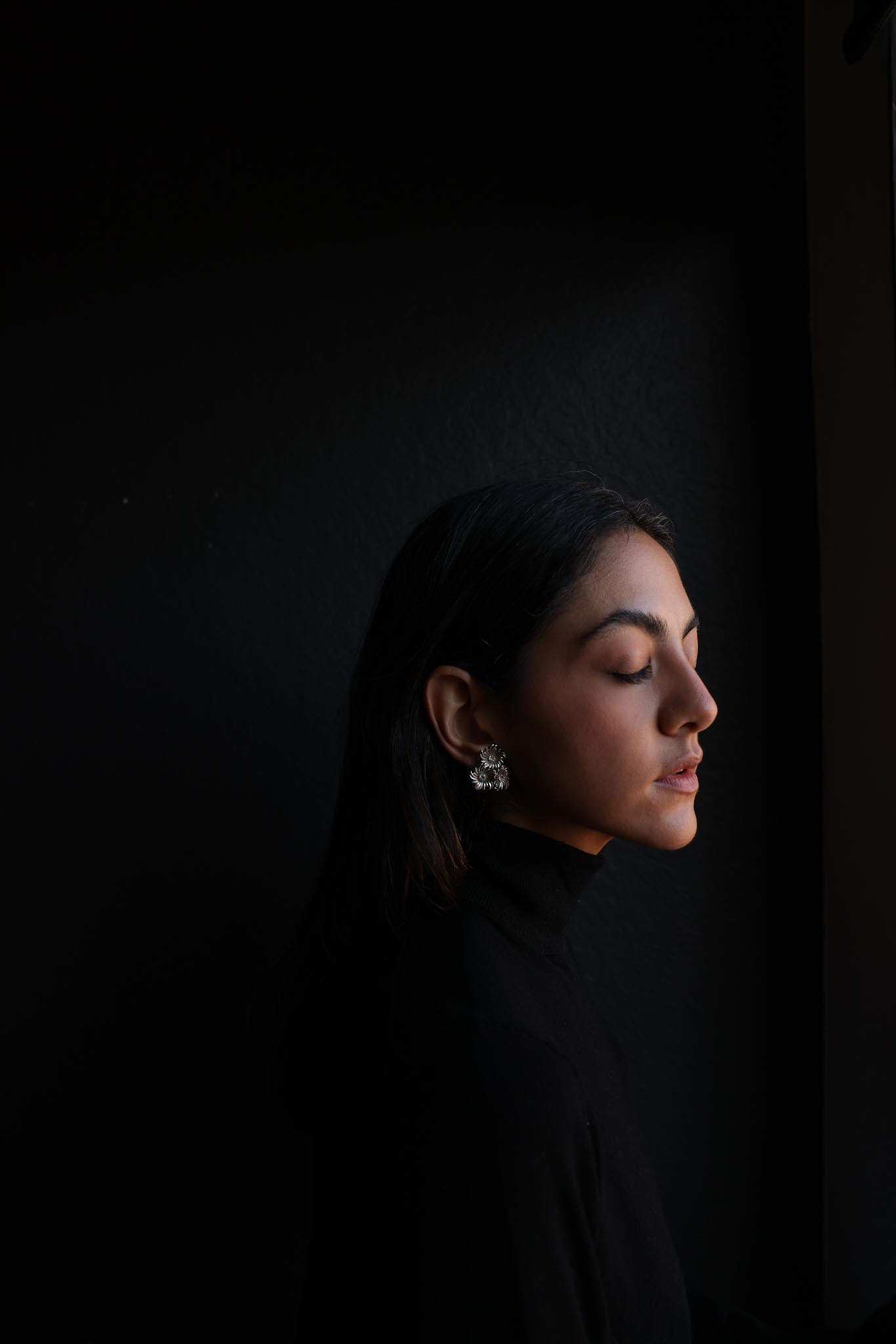 Triple Bloom Rhinestone  Earrings|Vintage Baazaar 