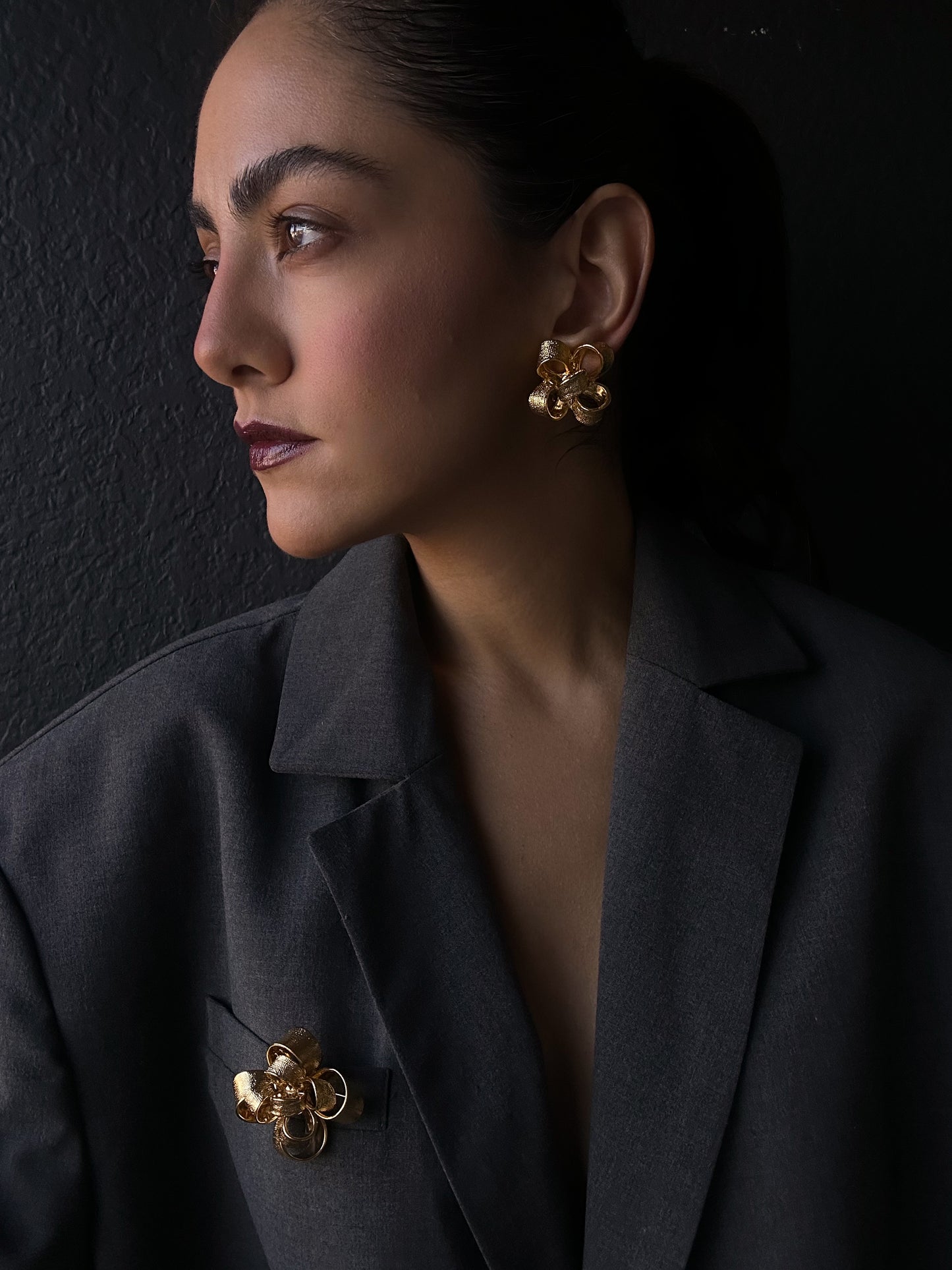 KJL Textured Gold Tone Earrings & Brooch|Vintage Baazaar 