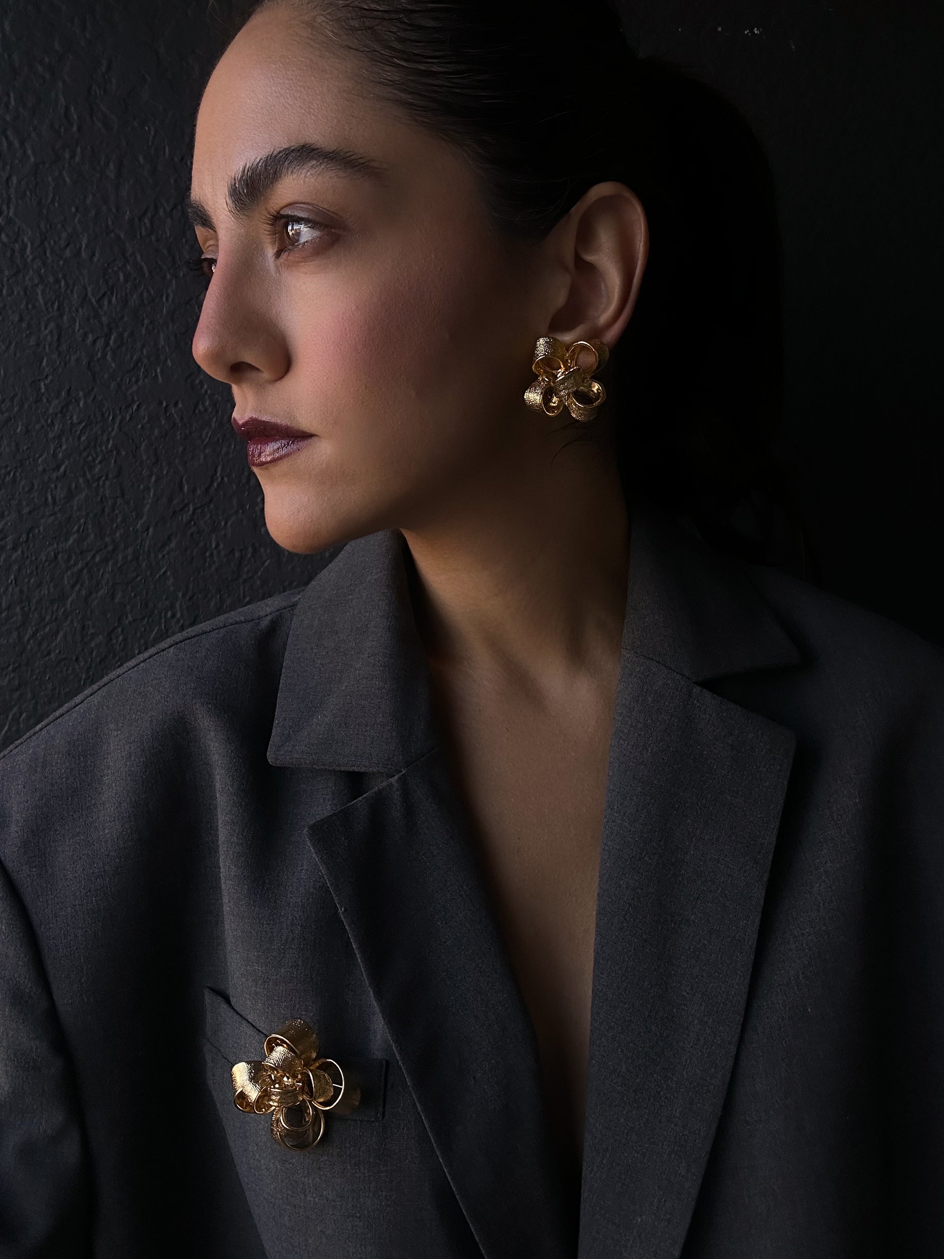 KJL Textured Gold Tone Earrings & Brooch|Vintage Baazaar 