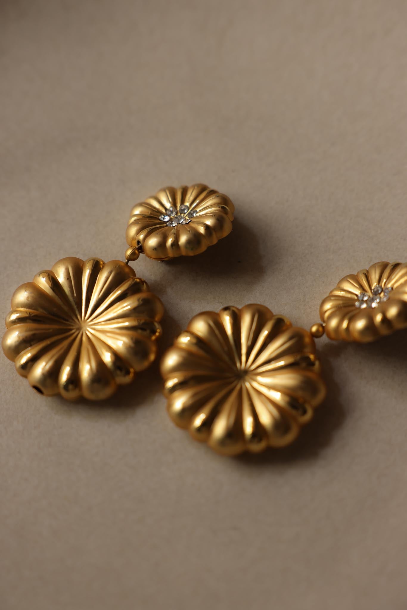 1980s Oversized Matte Gold Drop Clip-On Earrings