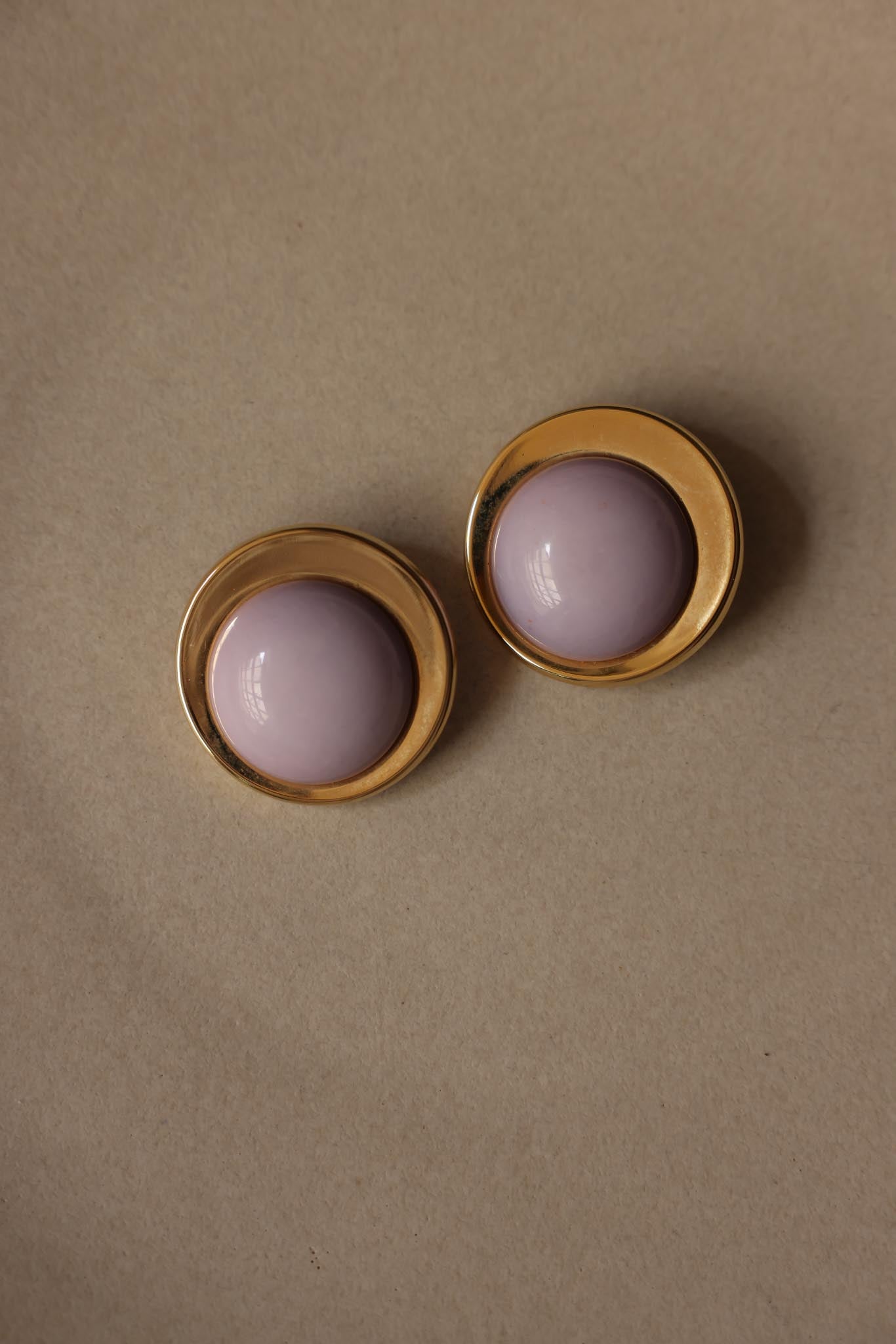 Gold Tone Light Purple Cabochon Clip-On Earrings