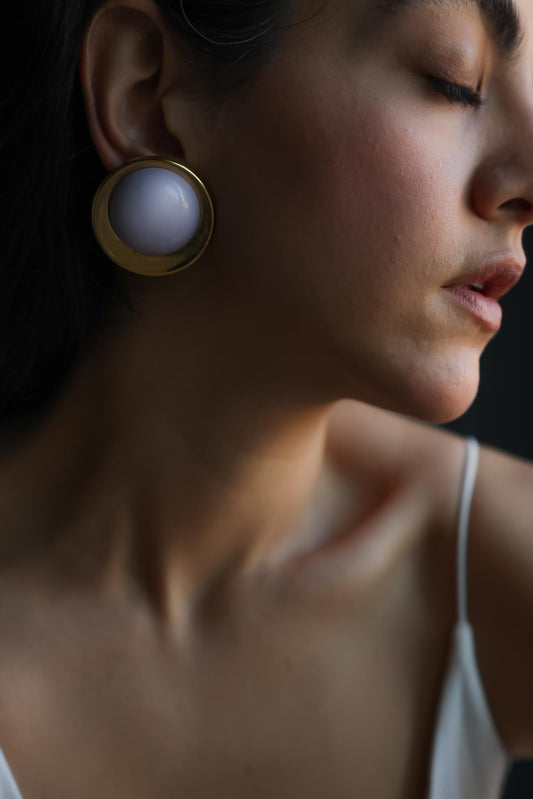 Gold Tone Light Purple Cabochon Clip-On Earrings