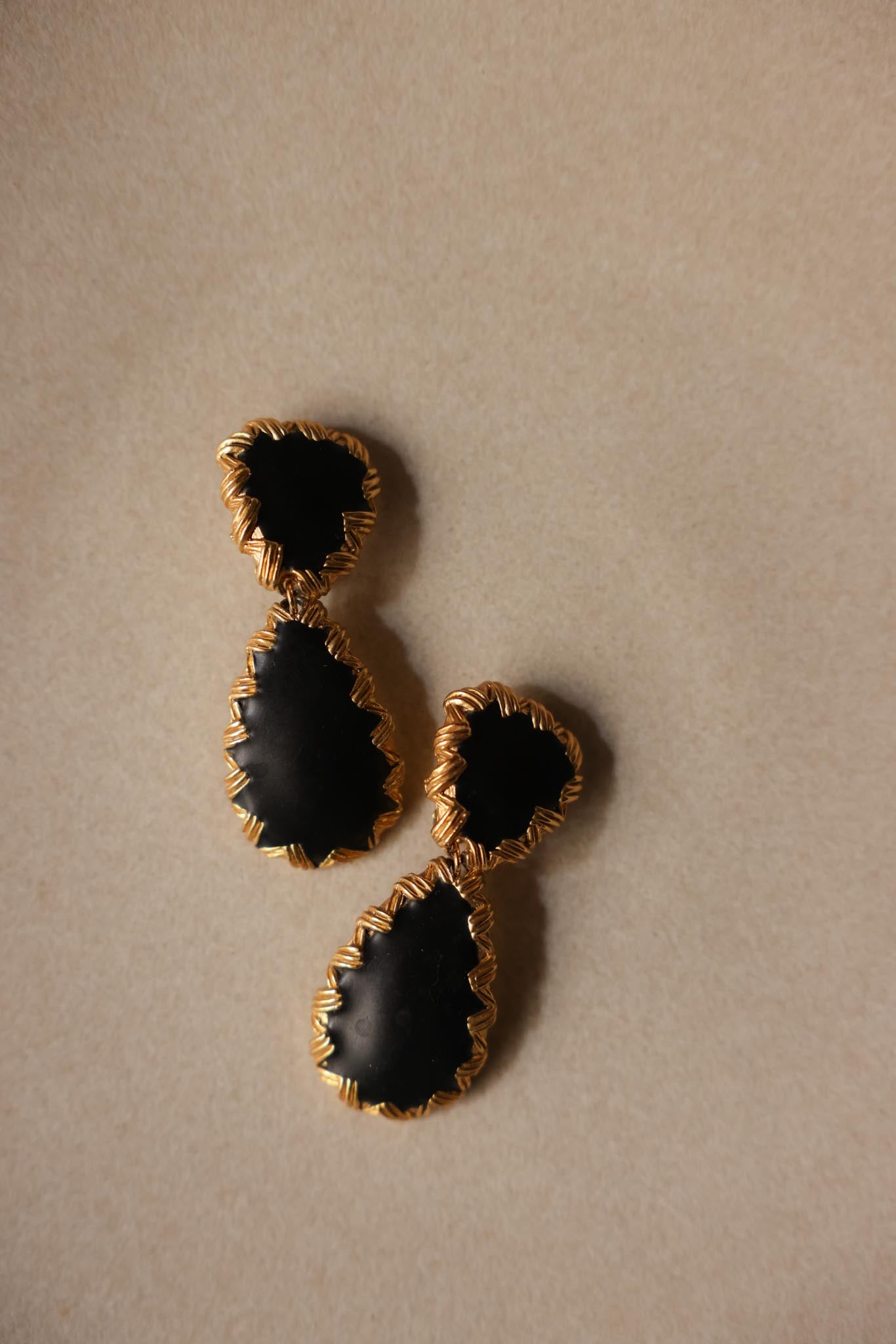 Matte Black Enamel Drop Clip-On Earrings|Vintage Baazaar 