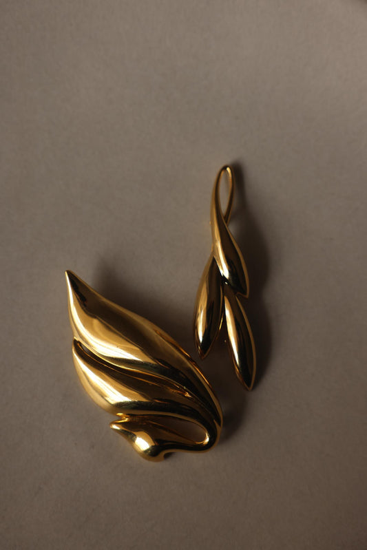 Trifari Gold Tone Abstract Bird & Leaf Brooch Set
