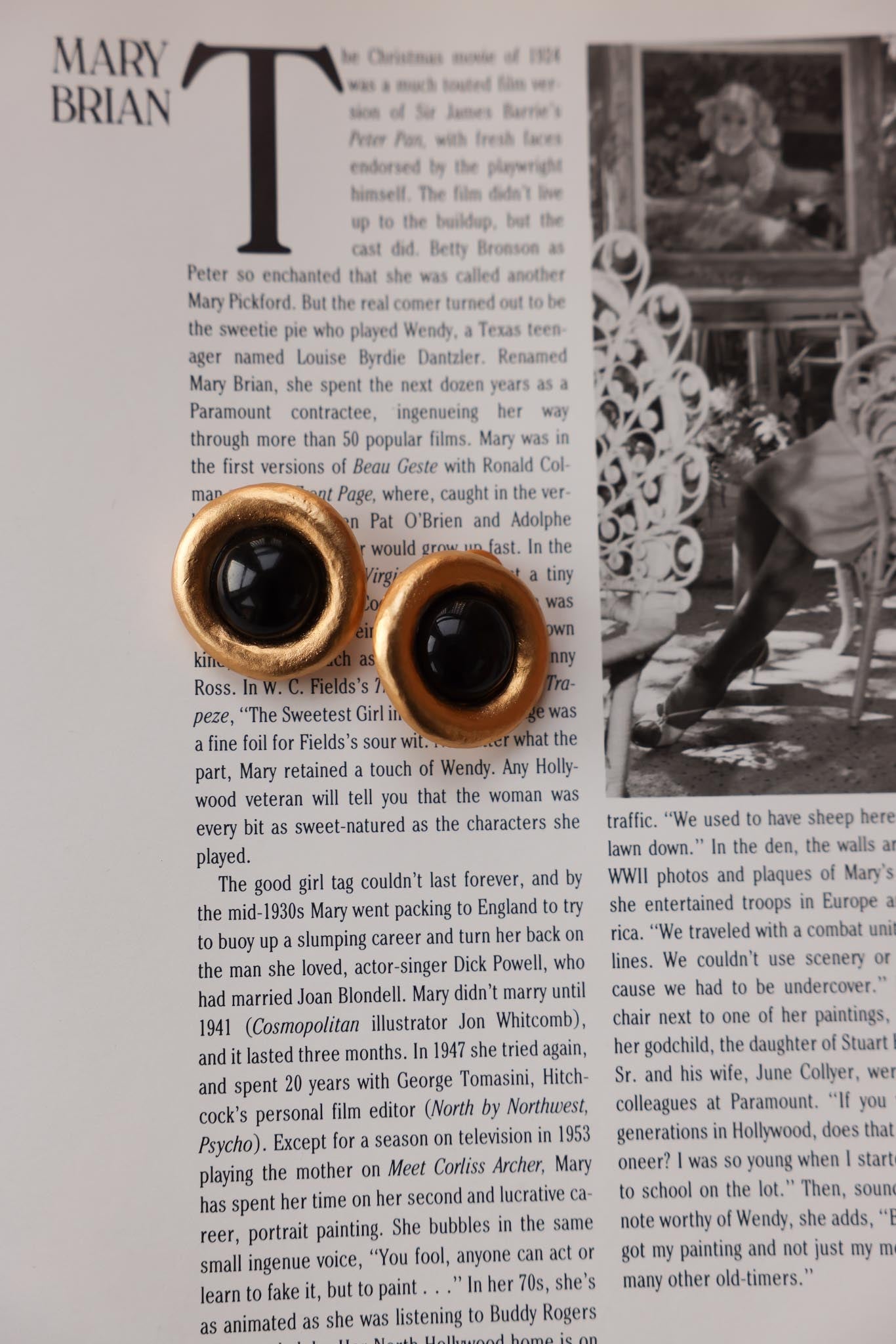 Golden Noir  Earrings|Vintage Baazaar 