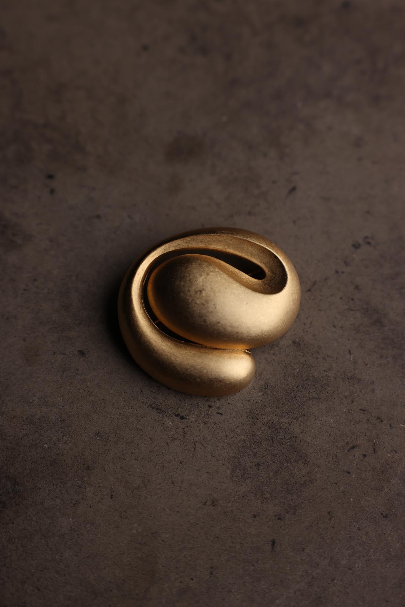 E. Pearl Matte Gold Abstract Brooch