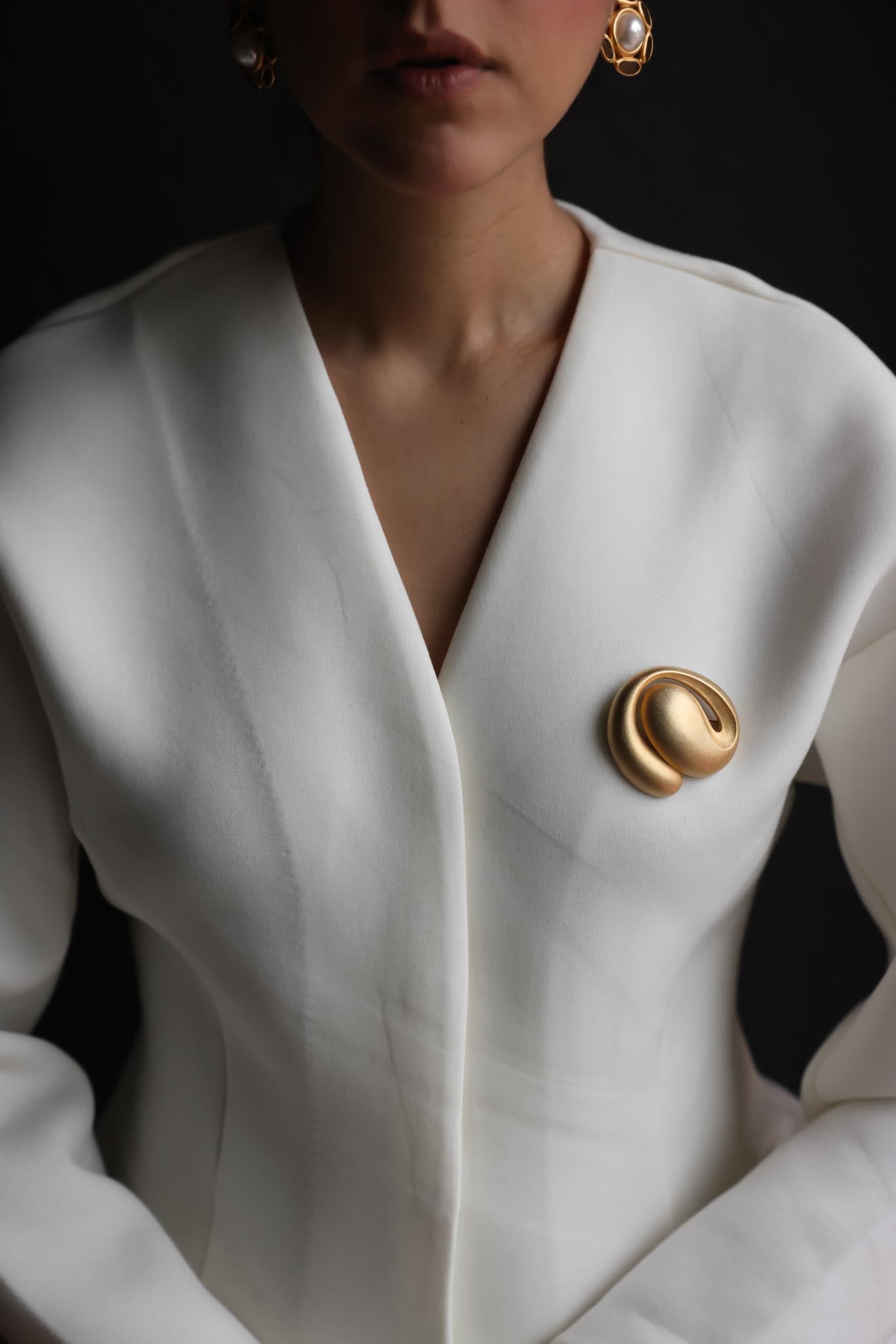 E. Pearl Matte Gold Abstract Brooch