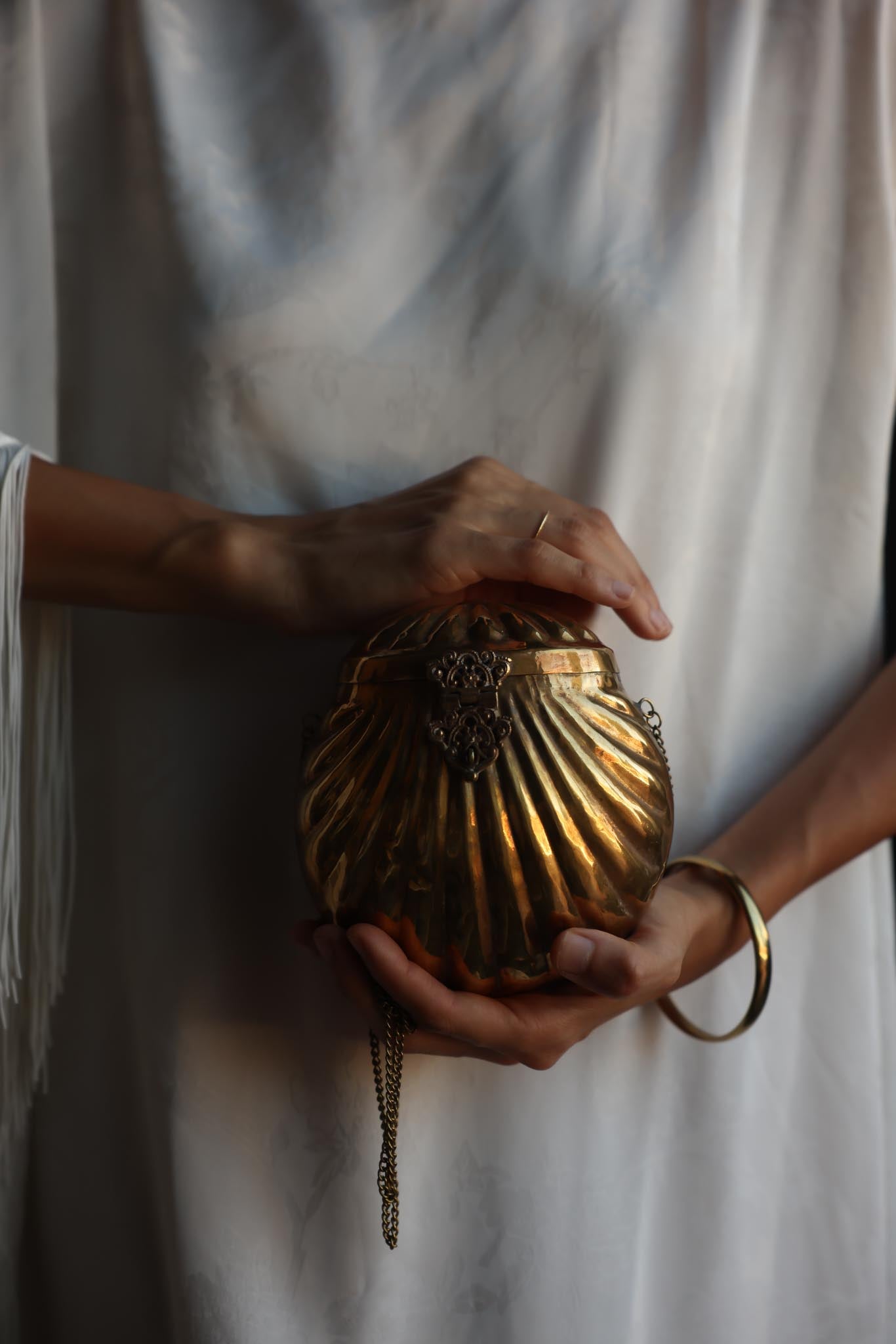 1920s Antique Brass Clam Shell Bag with Blue Velvet Interior