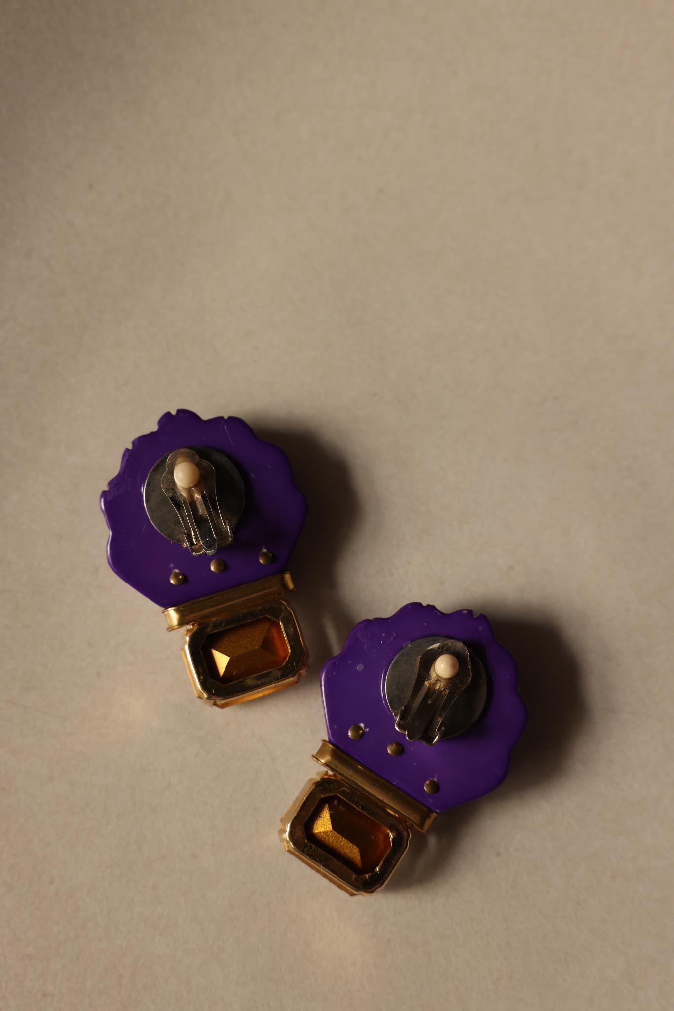 Purple Shell Clip-On Earrings with Rhinestones|Vintage Baazaar 