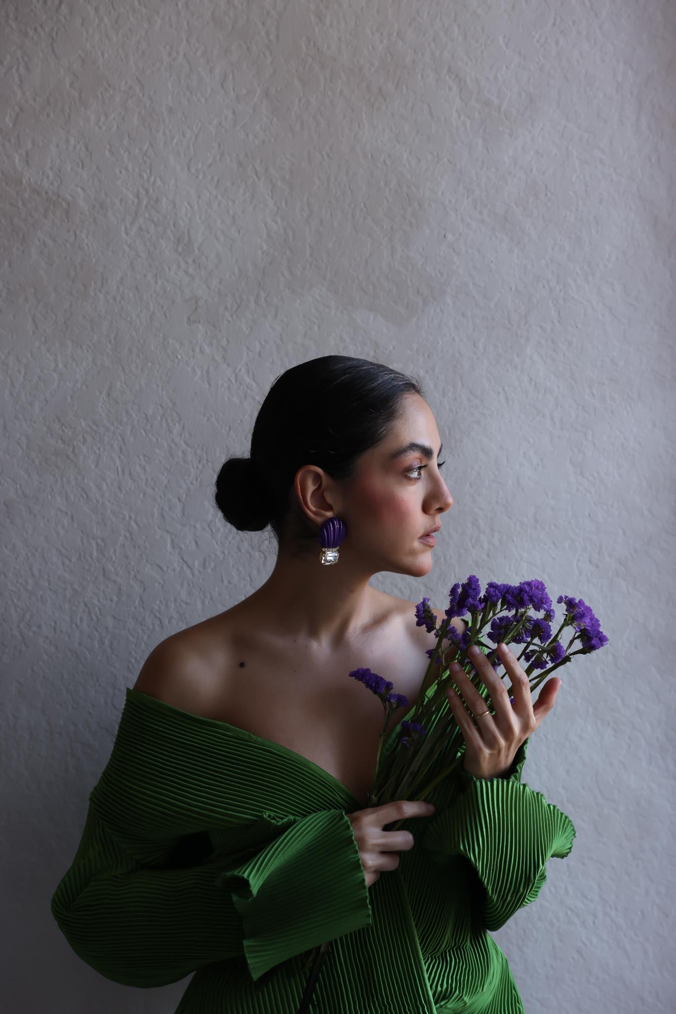 Purple Shell Clip-On Earrings with Rhinestones|Vintage Baazaar 