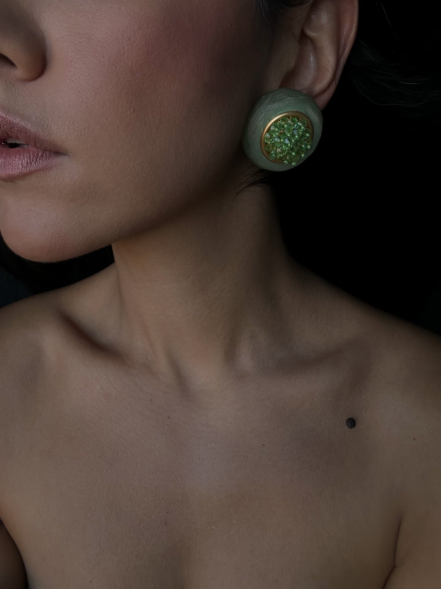 Green Beaded Dome Earrings|Vintage Baazaar 