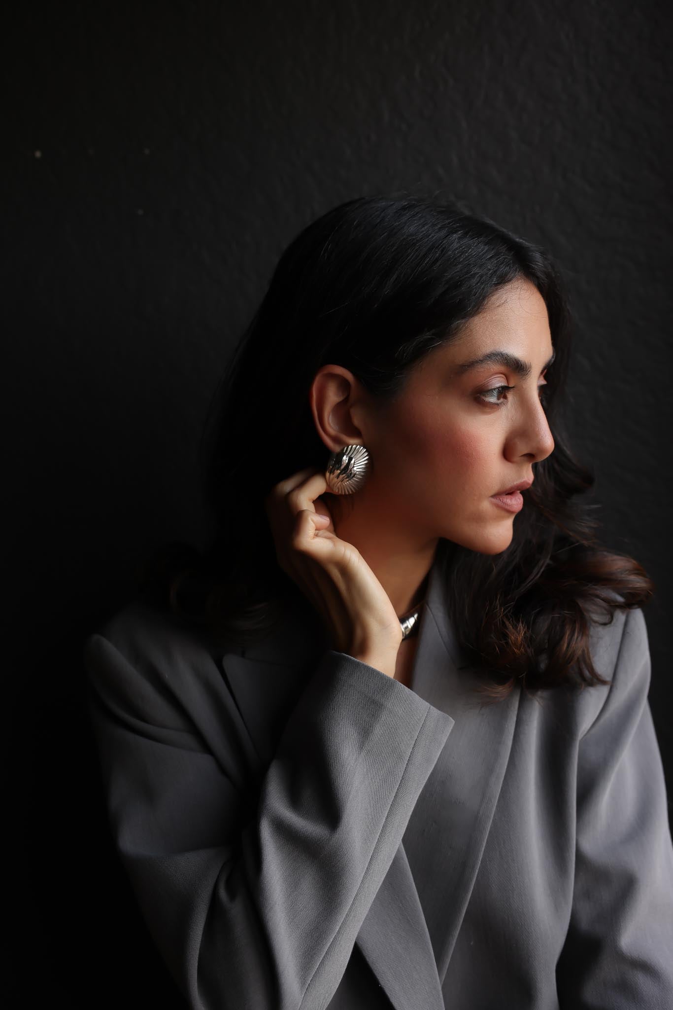 Silver Tone Shell Statement  Earrings|Vintage Baazaar 