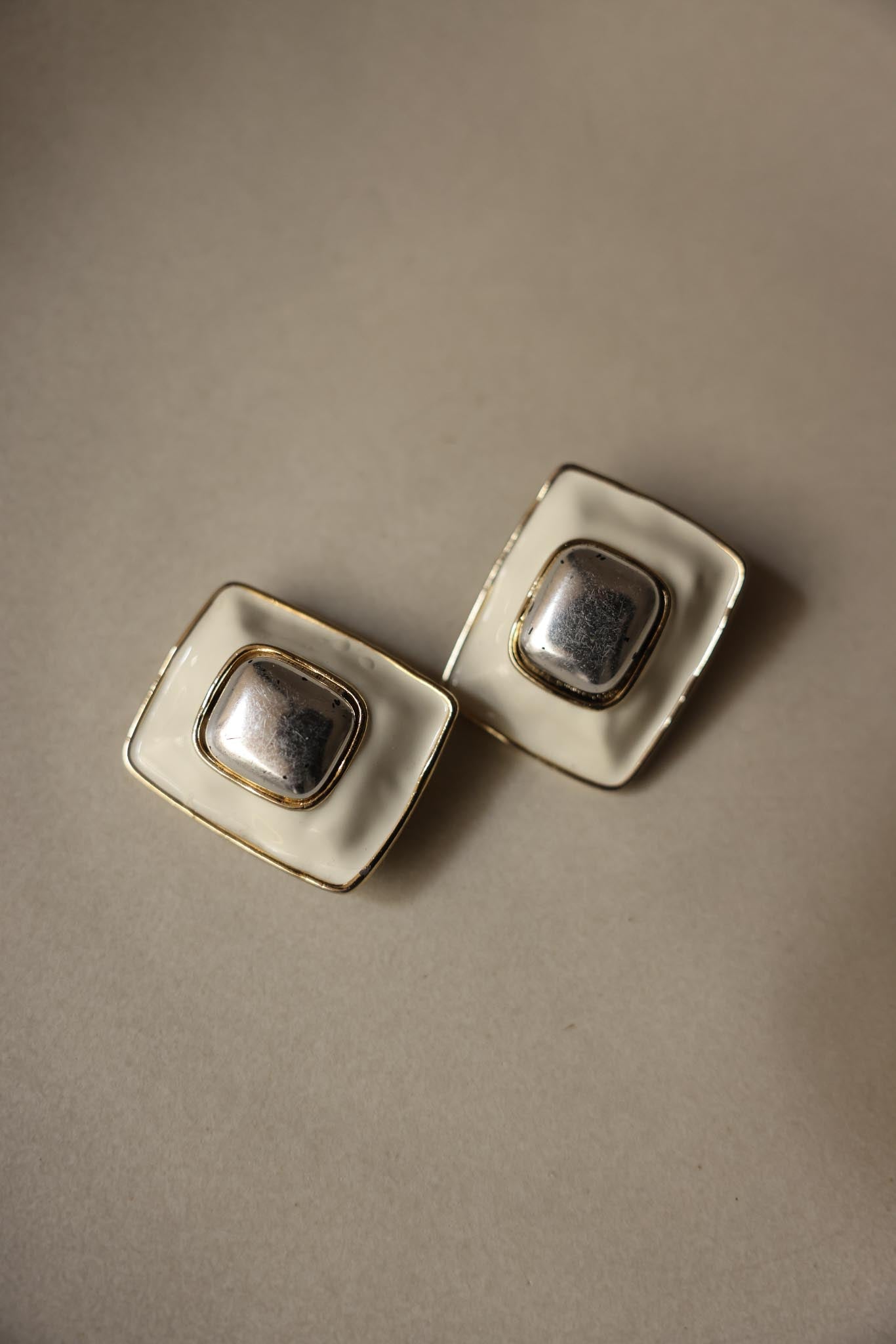 Two-Tone White Enamel Clip-On Earrings|Vintage Baazaar 