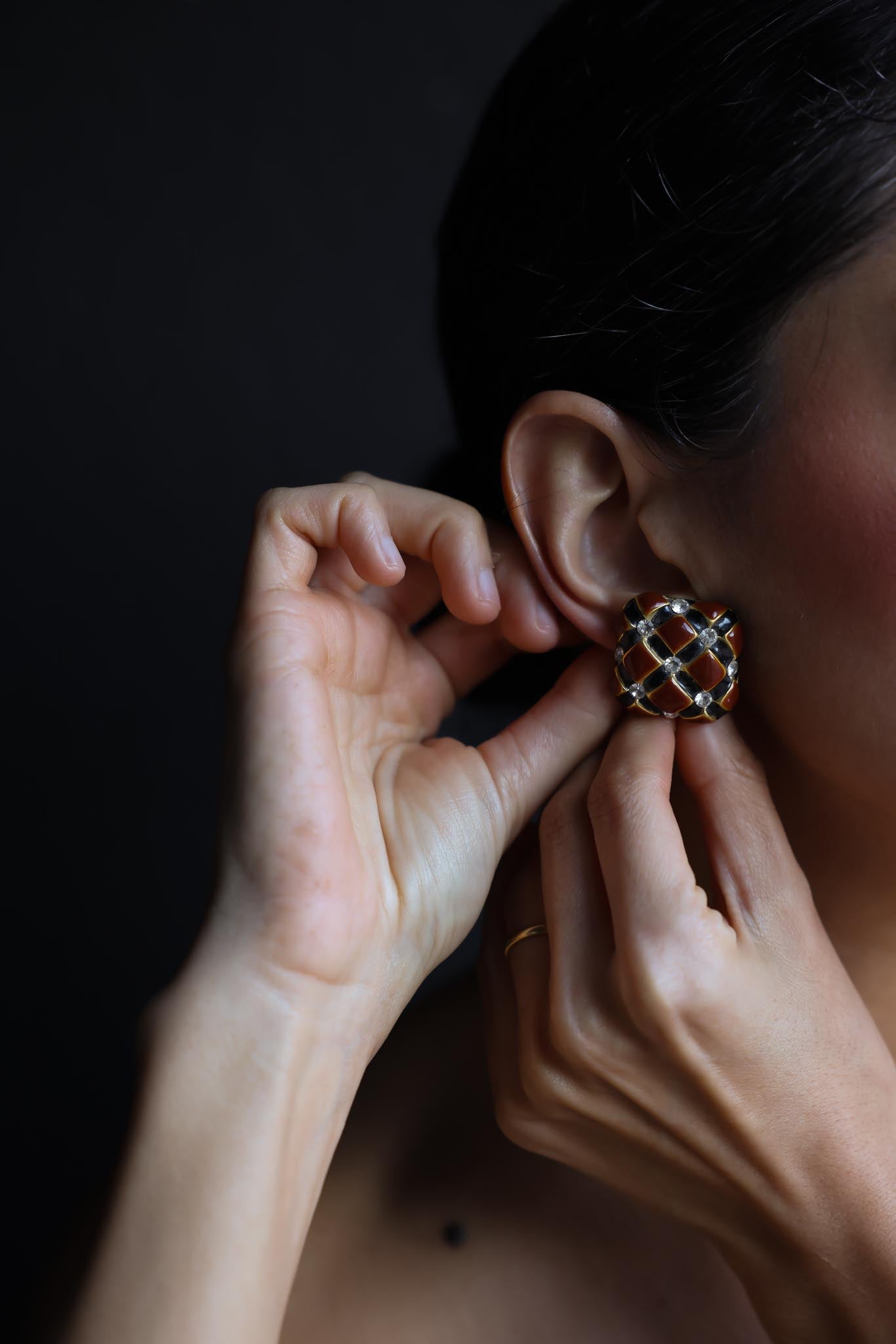 Brown Grid Enamel Clip-On Earrings|Vintage Baazaar 