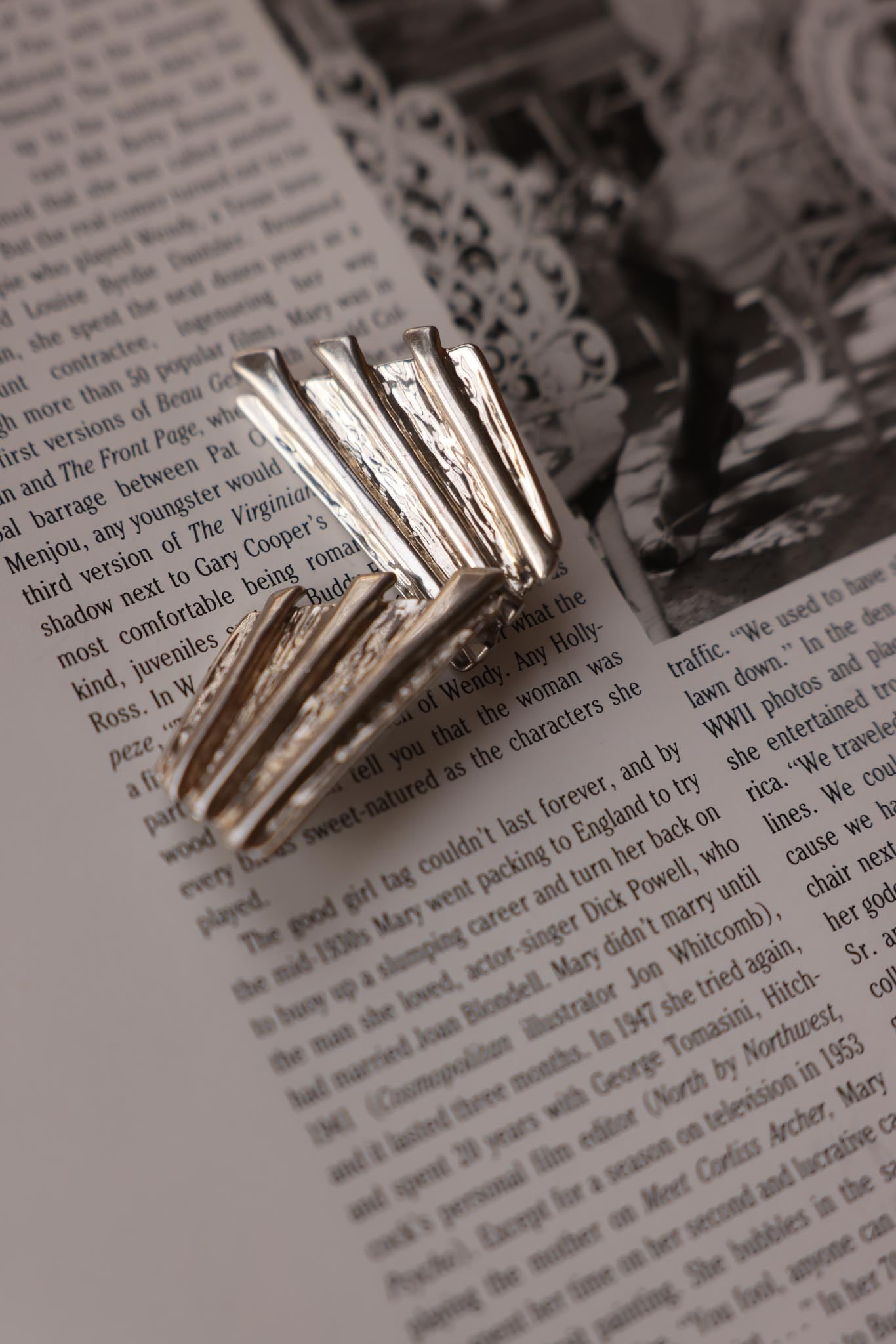 Silver Textured Earrings|Vintage Baazaar 