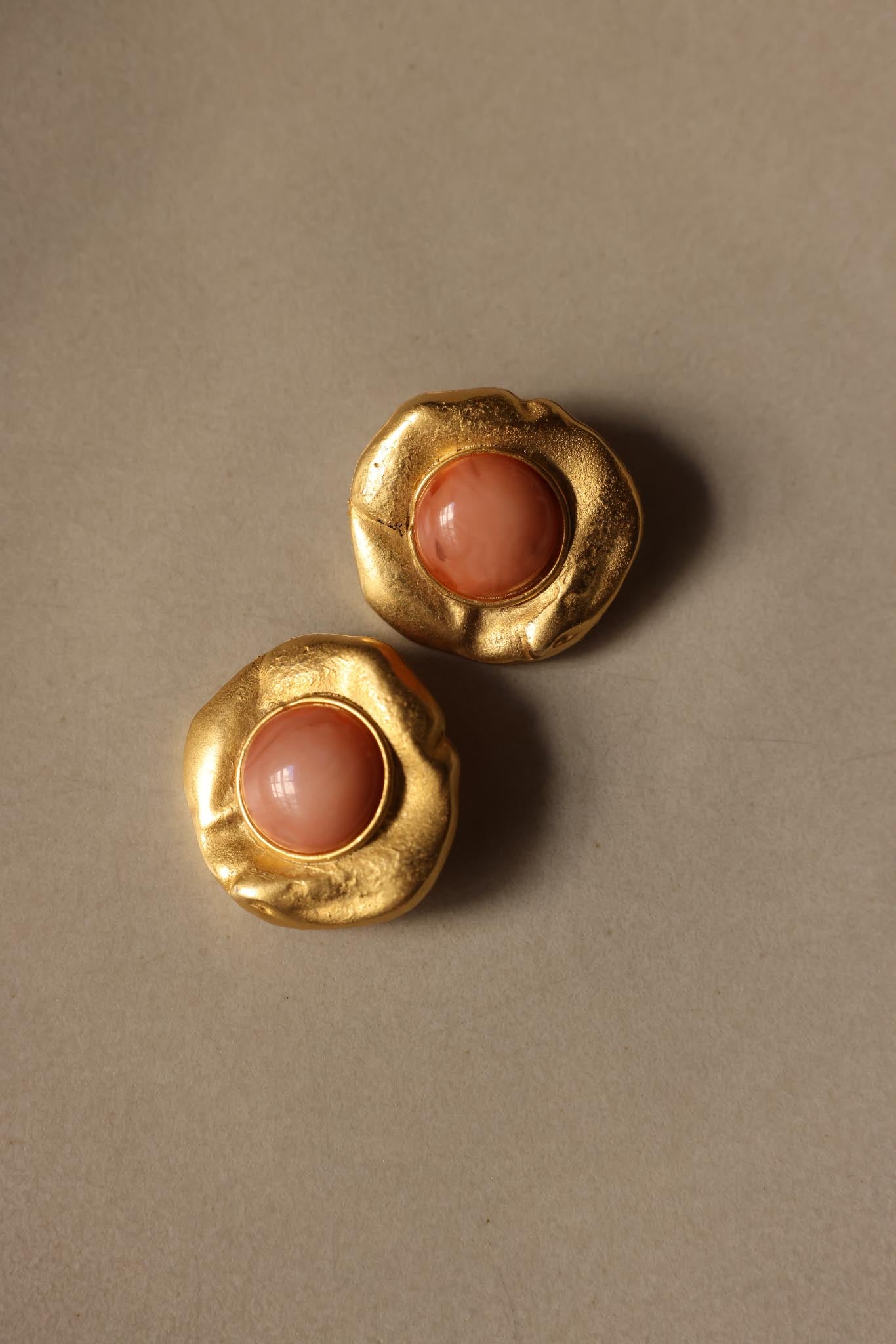 Molten Coral  Cabochon Clip-On Earrings|Vintage Baazaar 