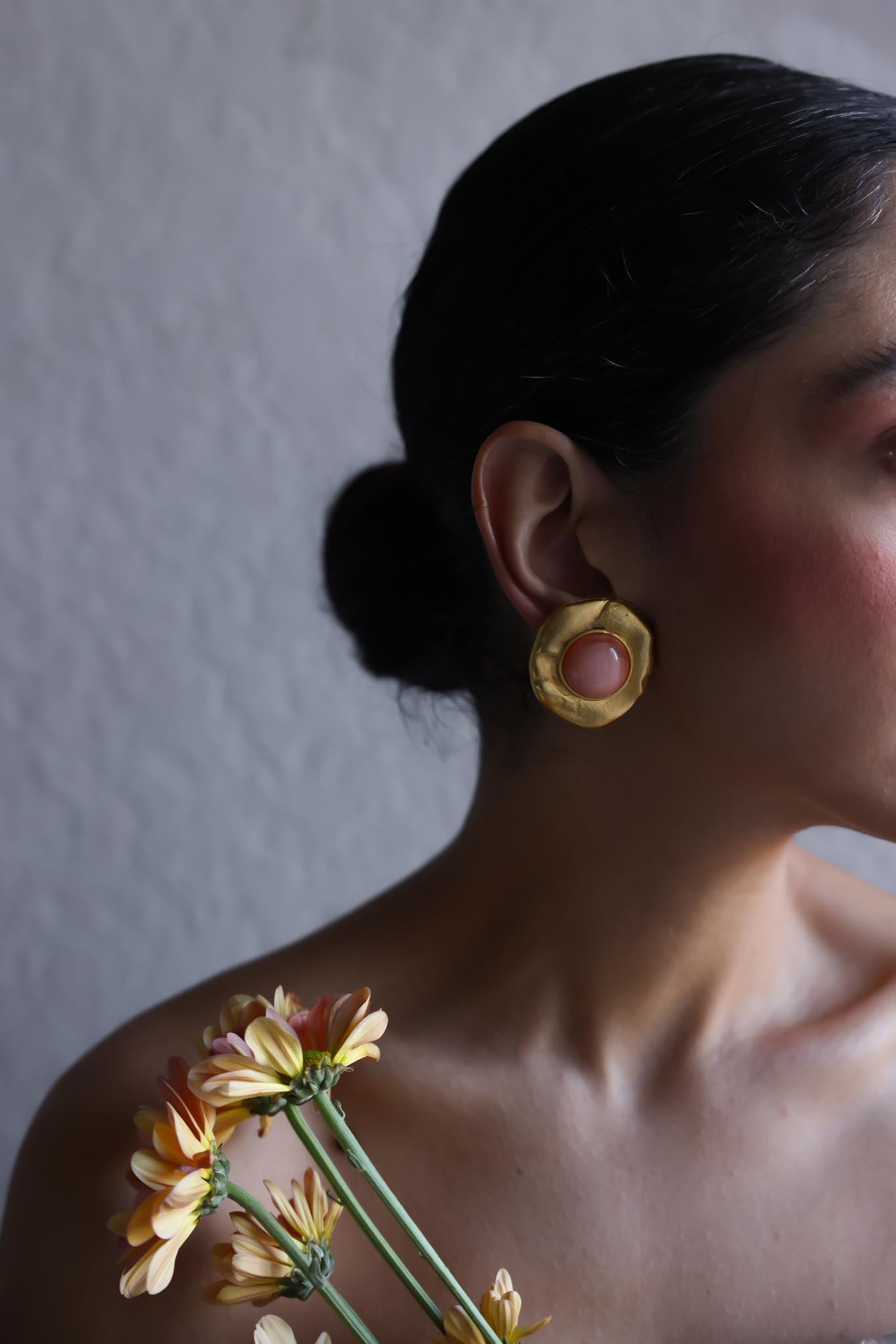 Molten Coral  Cabochon Clip-On Earrings|Vintage Baazaar 