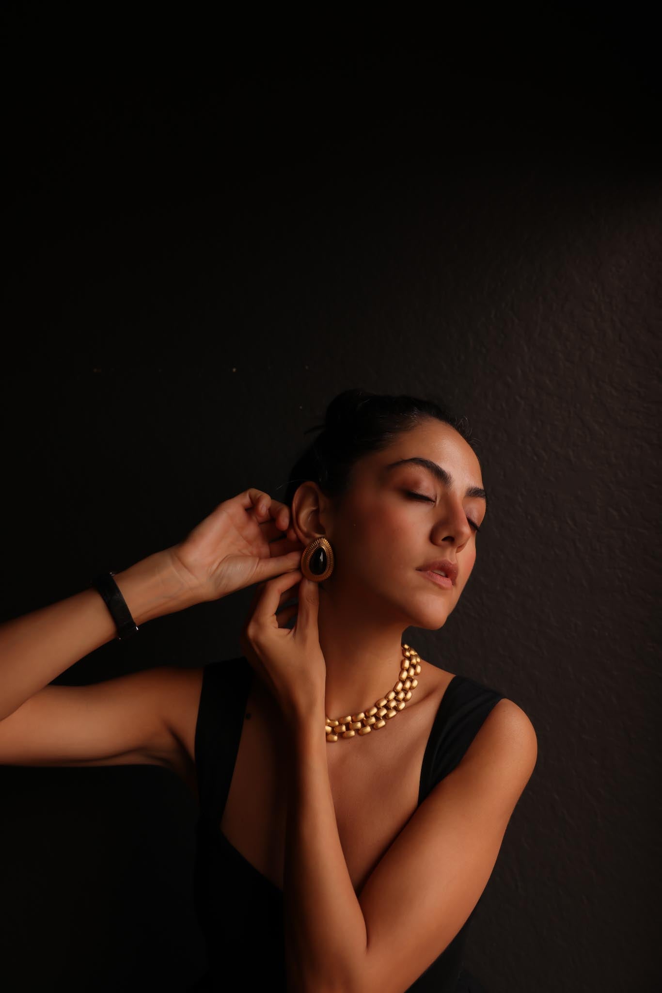 Golden Onyx Teardrop Earrings|Vintage Baazaar 
