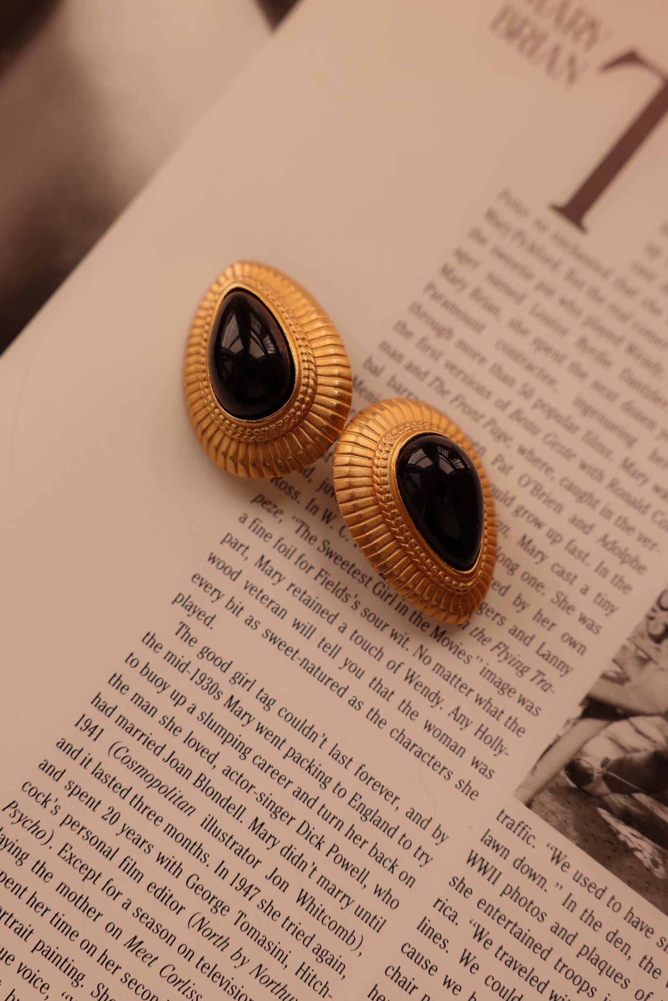 Golden Onyx Teardrop Earrings|Vintage Baazaar 