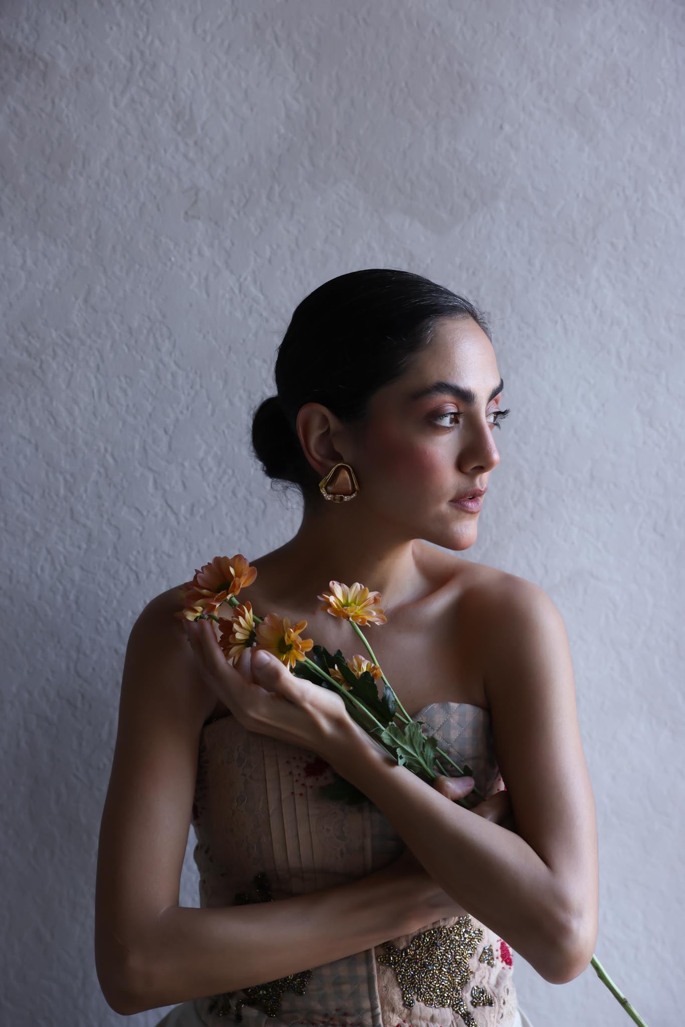 Bronze Glow Clip-On Earrings|Vintage Baazaar 