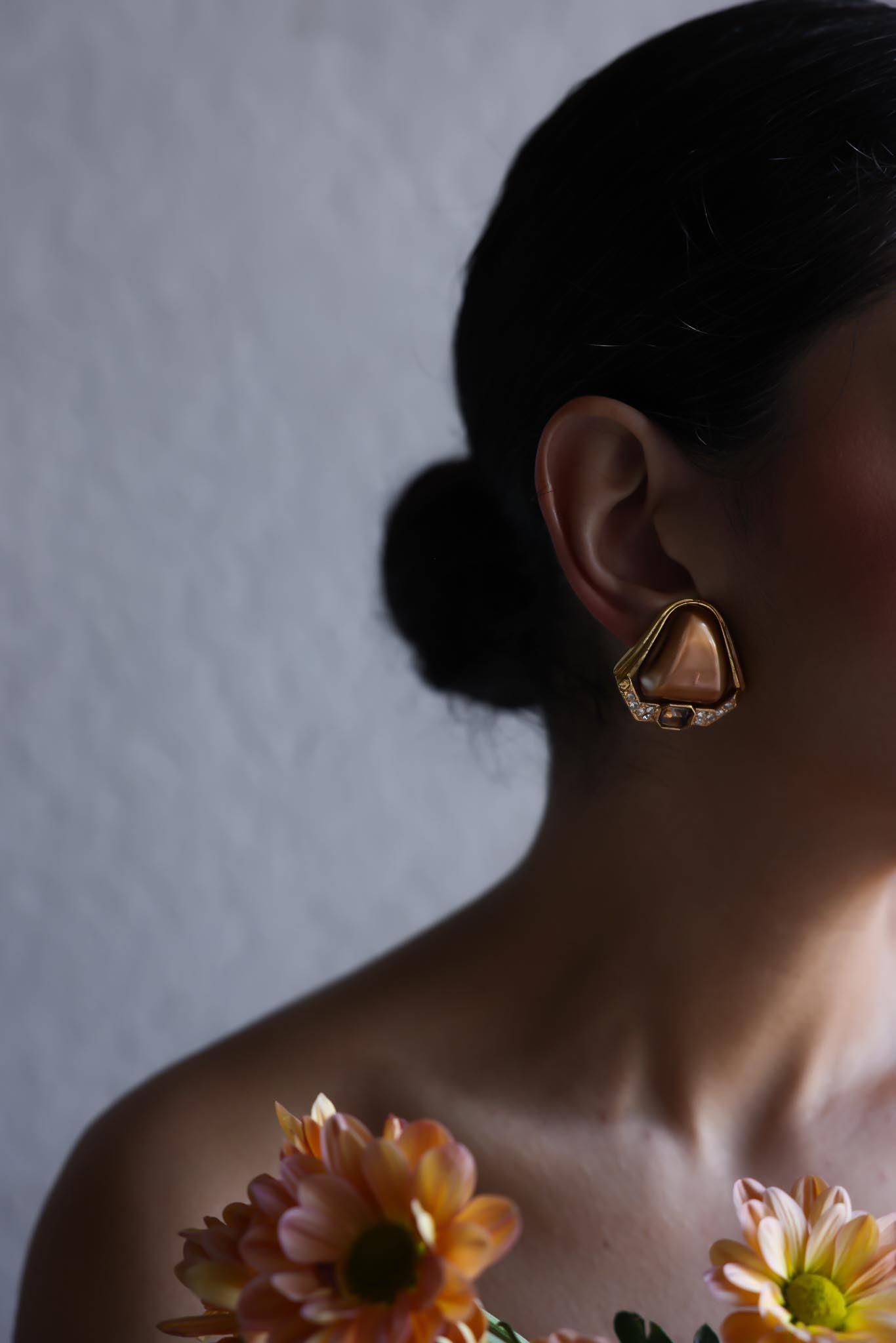 Bronze Glow Clip-On Earrings|Vintage Baazaar 