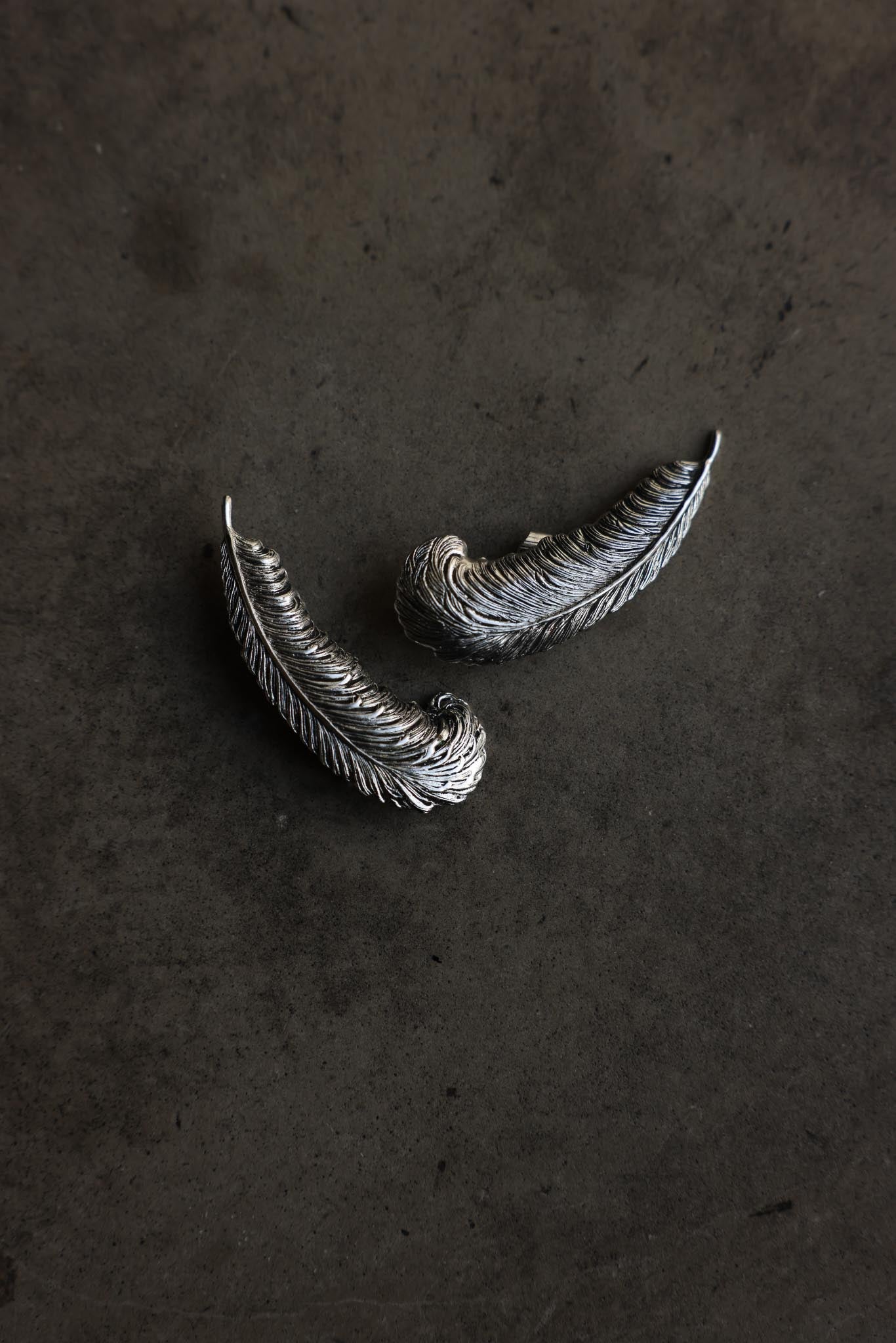 Sarah Cov Silver Feather Clip-On Earrings