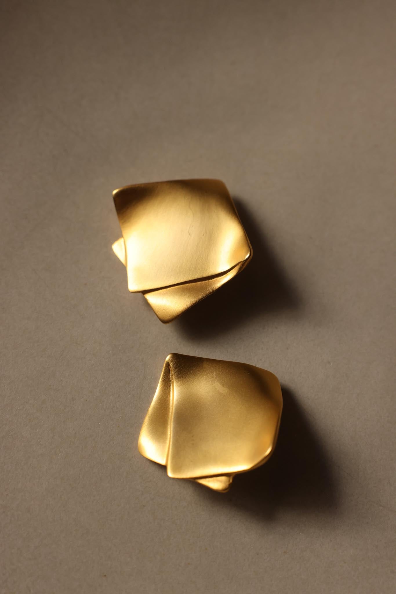 Folded Gleam Clip-On Earrings|Vintage Baazaar 