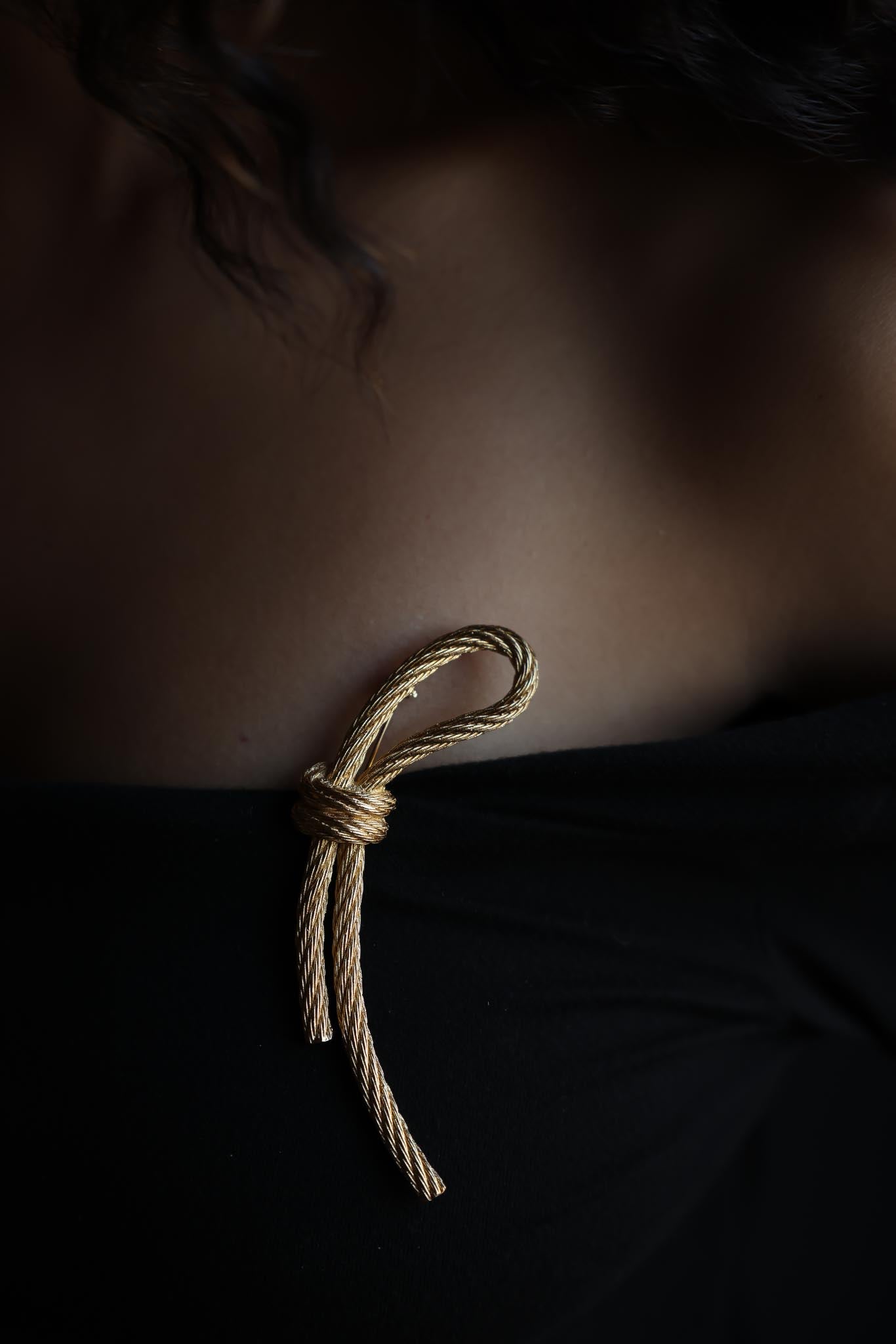 1980s Christian Dior Gold Rope Brooch