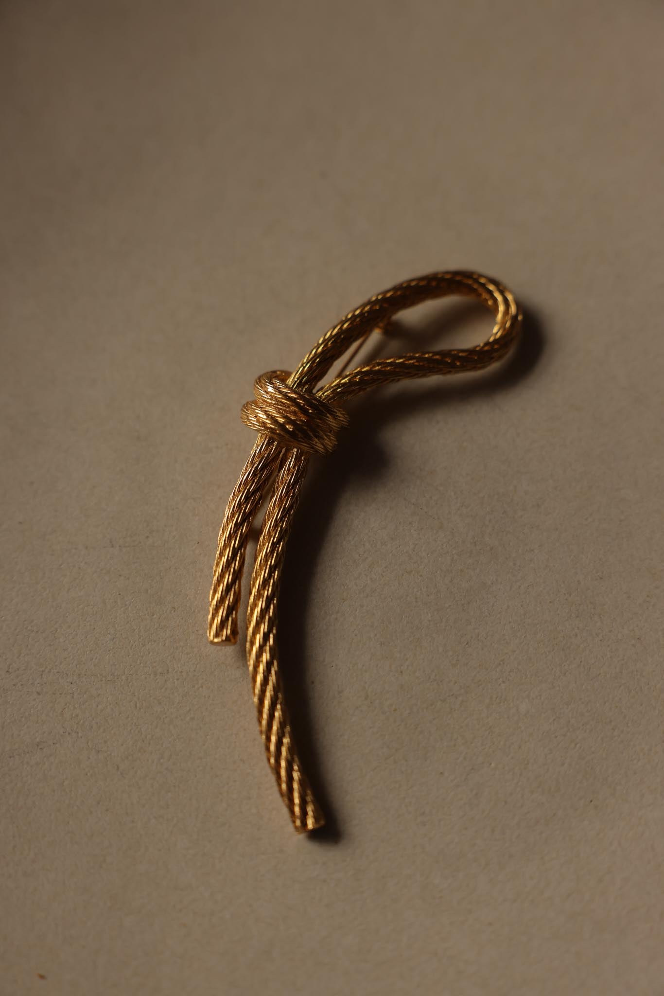 1980s Christian Dior Gold Rope Brooch
