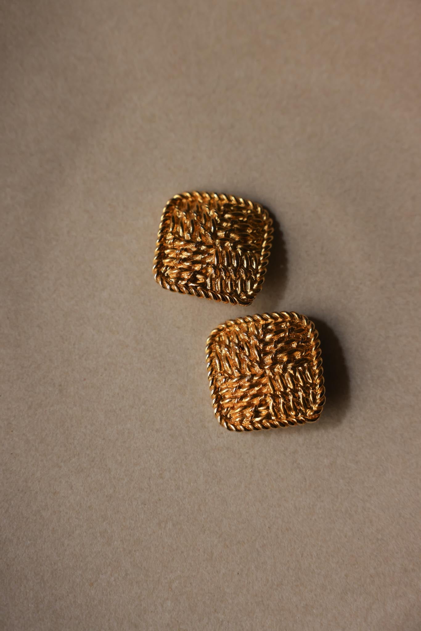 Carlisle Woven Gold Clip-On Earrings|Vintage Baazaar 