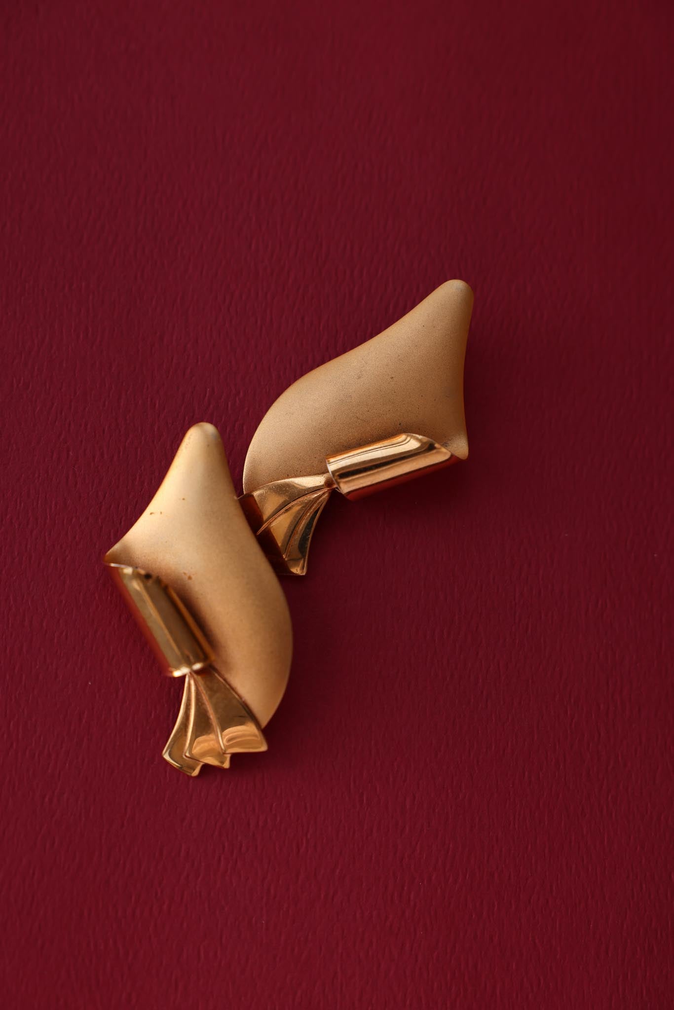 Gold-Toned Sculptural Pierced Earrings|Vintage Baazaar 
