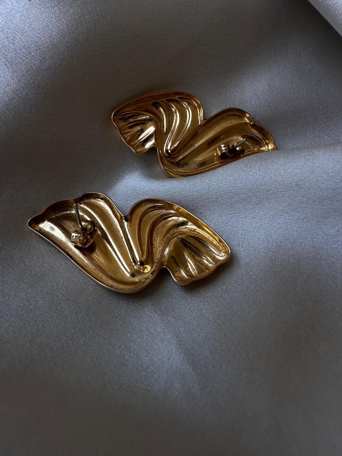 Golden Wing Earrings|Vintage Baazaar 