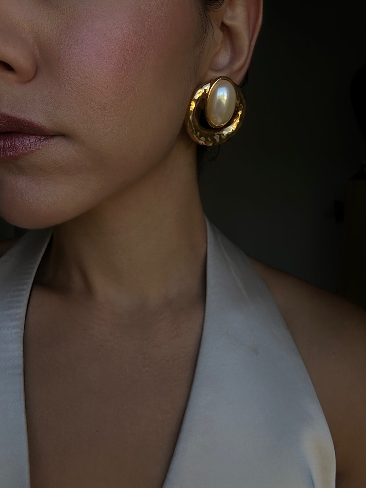 Golden Pearl Halo Earrings|Vintage Baazaar 