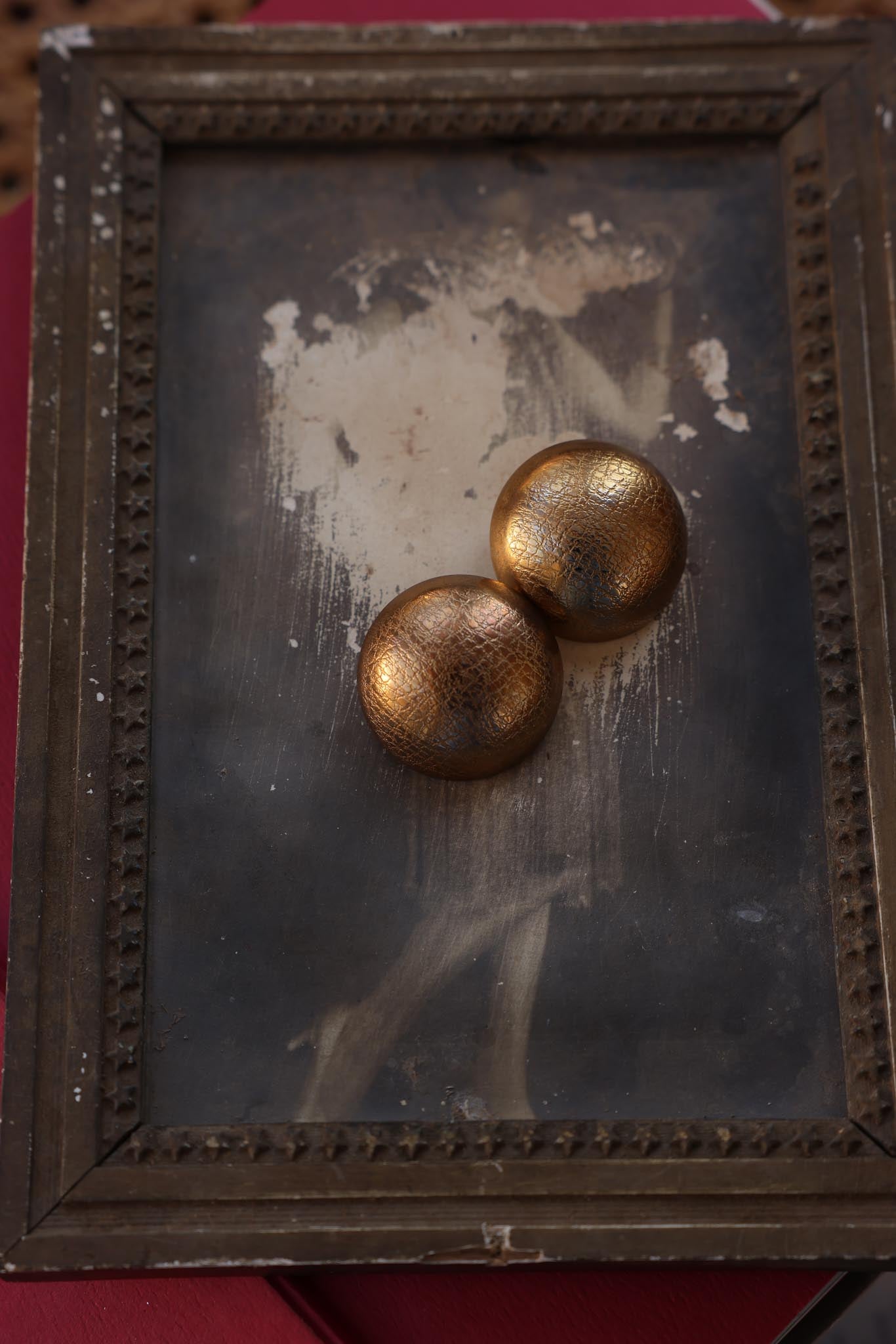 Gilded Globe Vintage Clip-On Earrings|Vintage Baazaar 