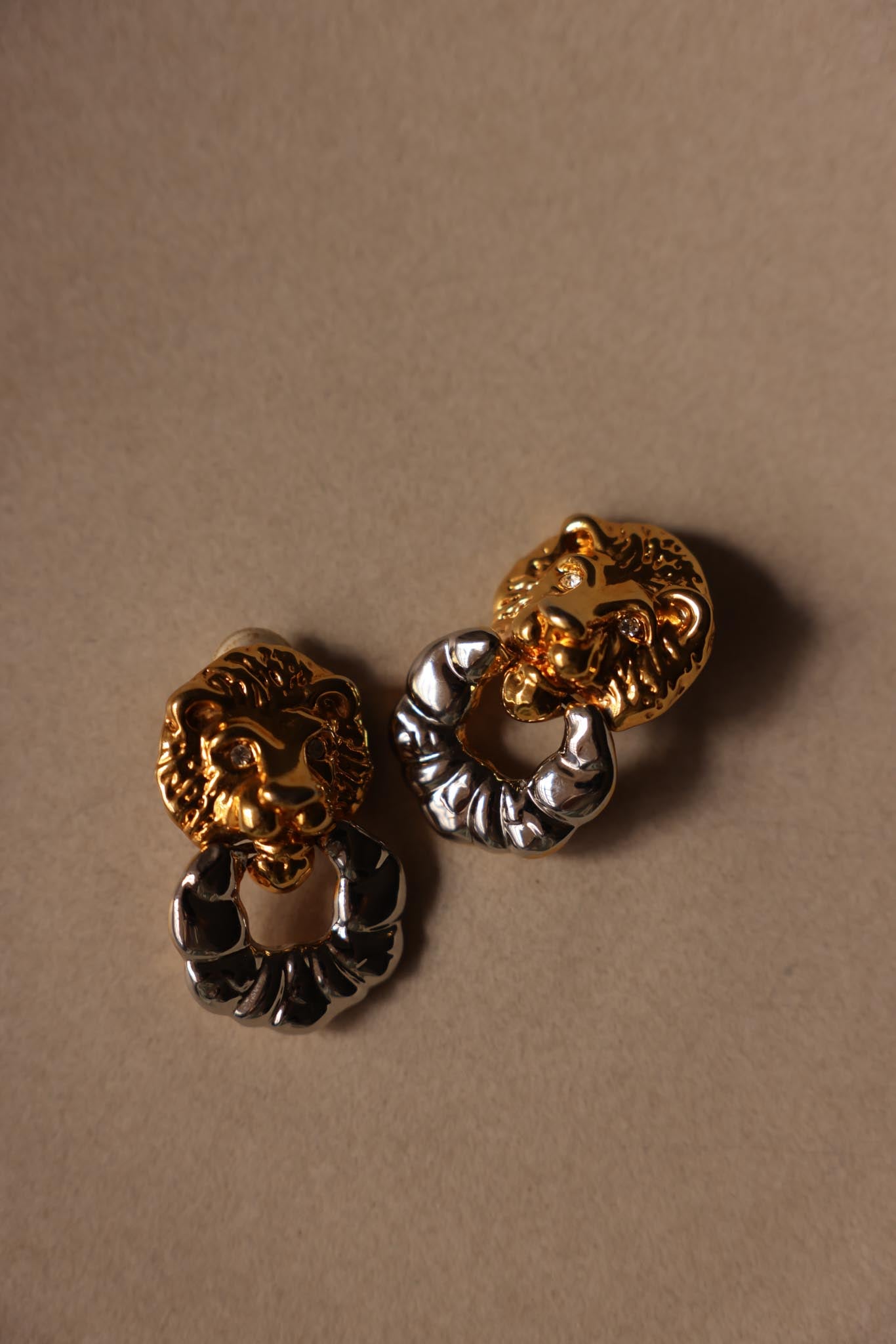 Two-Tone Lion Head Door Knocker Clip-On Earrings