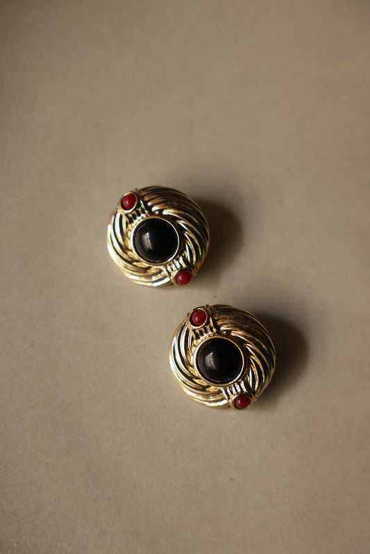 Cabochon Swirl Clip-On Earrings|Vintage Baazaar 