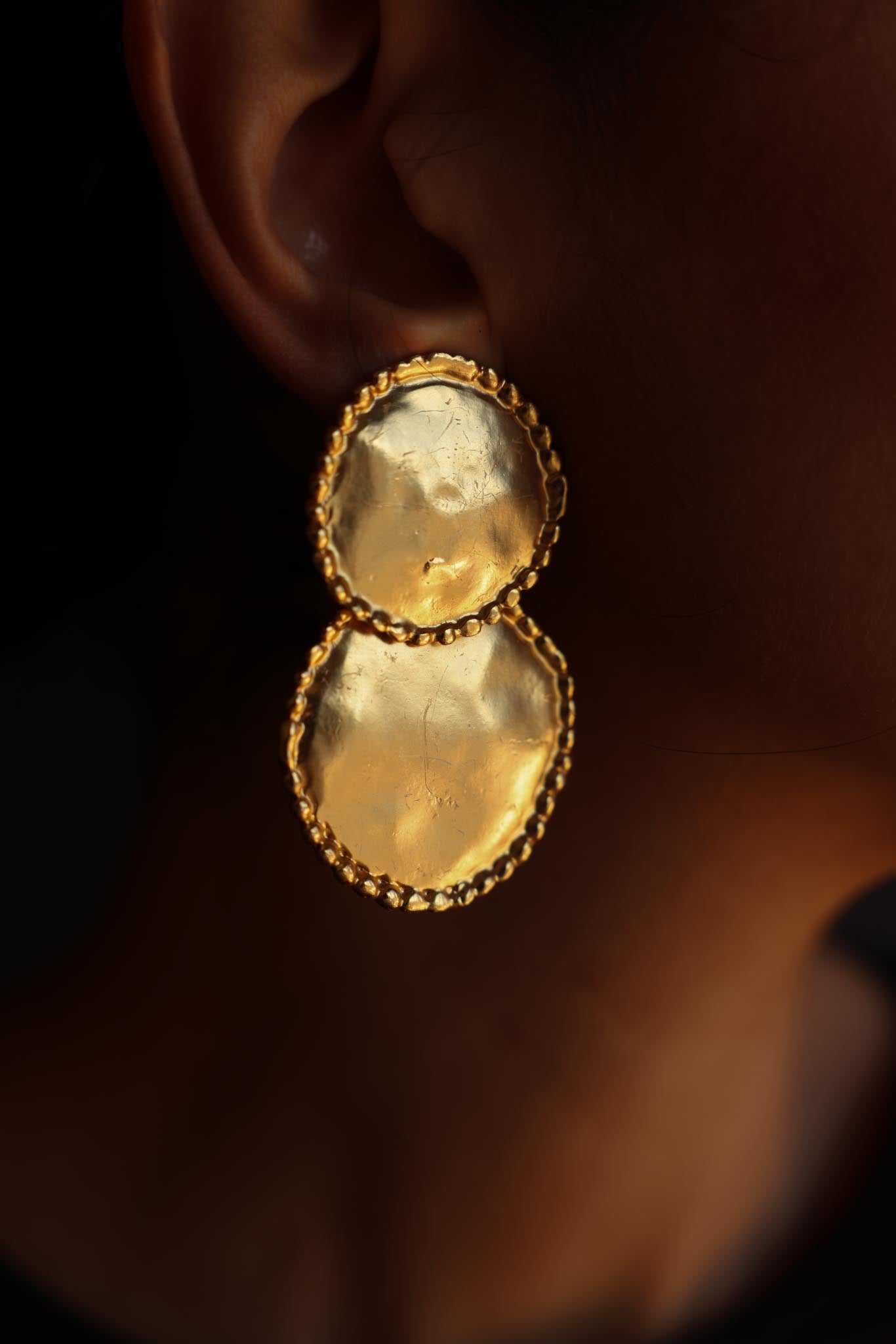 Radiant Double Disc Vintage Earrings|Vintage Baazaar 