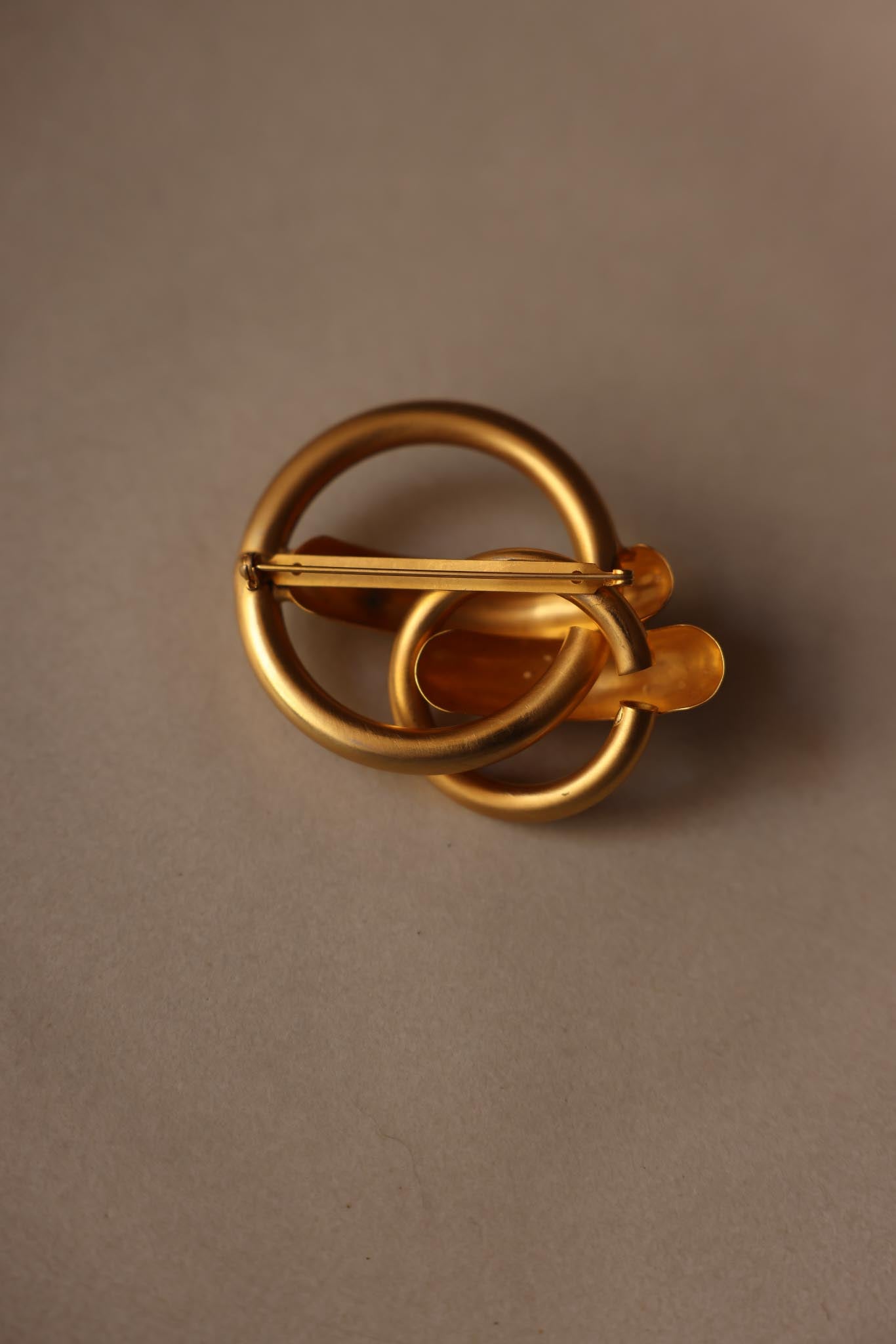 Sculptural Knot Matte Gold Brooch|Vintage Baazaar 