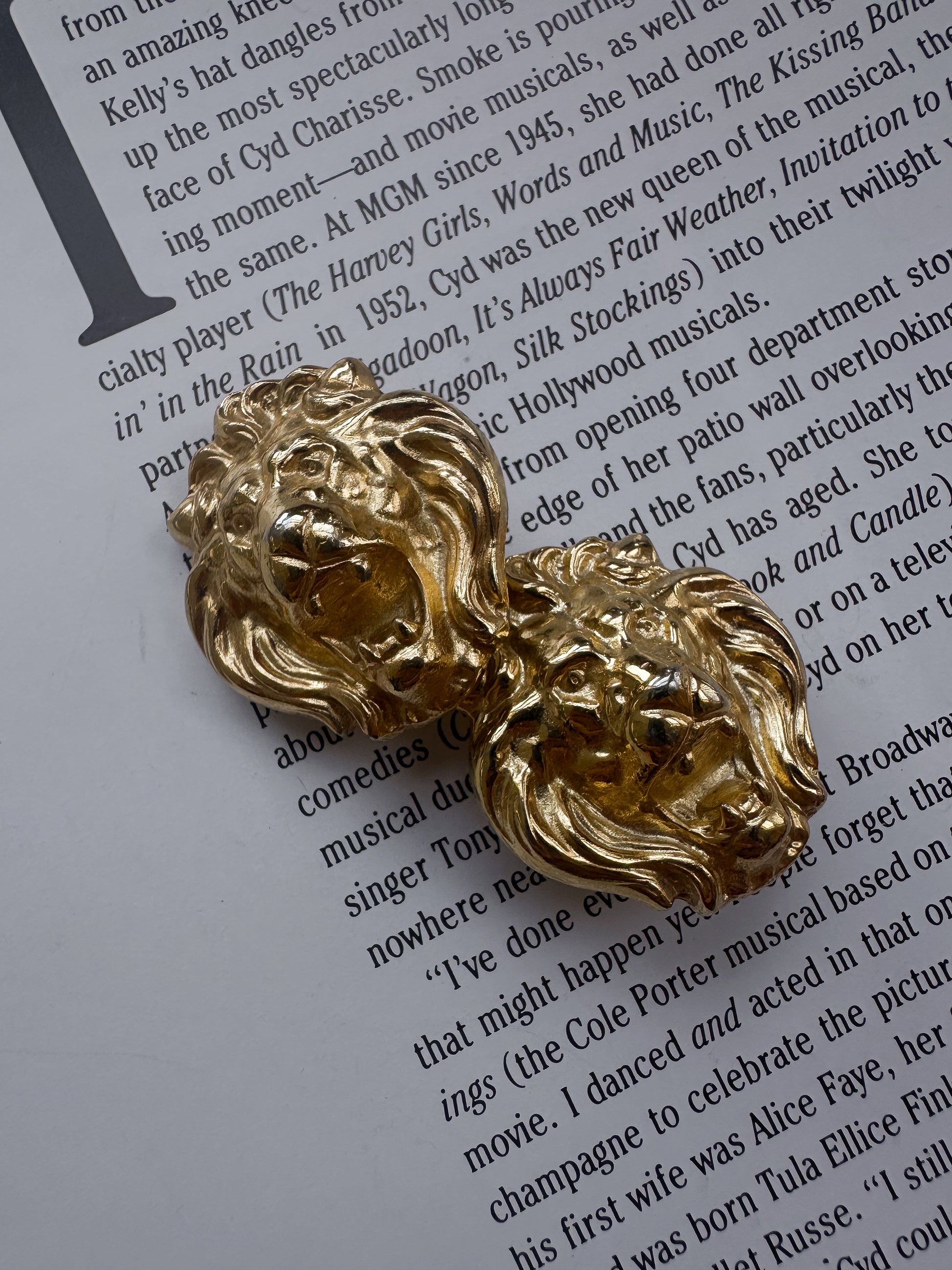 Gold Tone Lion Head Earrings|Vintage Baazaar 