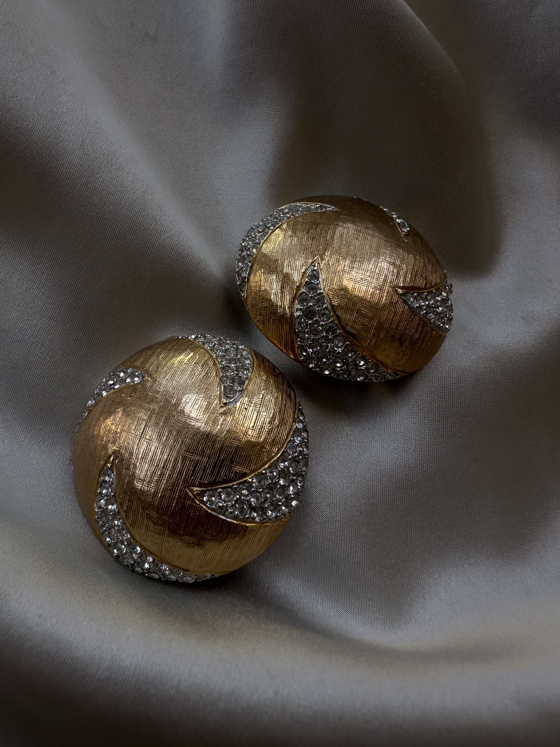 Golden Swirl Earrings|Vintage Baazaar 