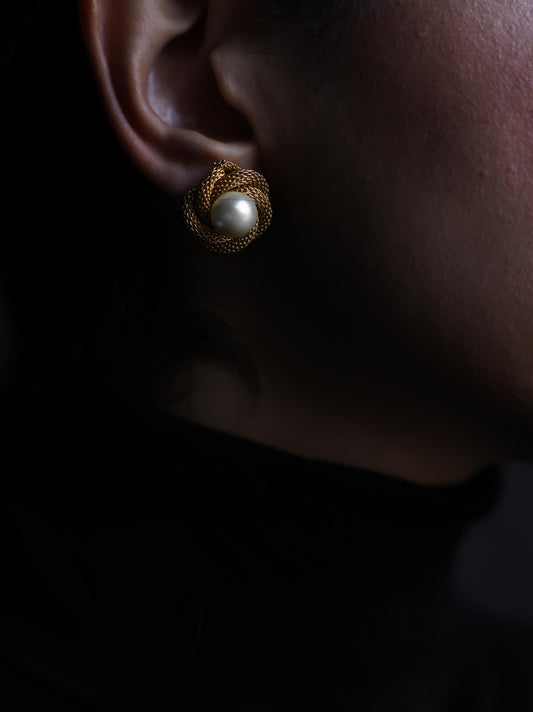 Golden Pearl Twirl Earrings|Vintage Baazaar 