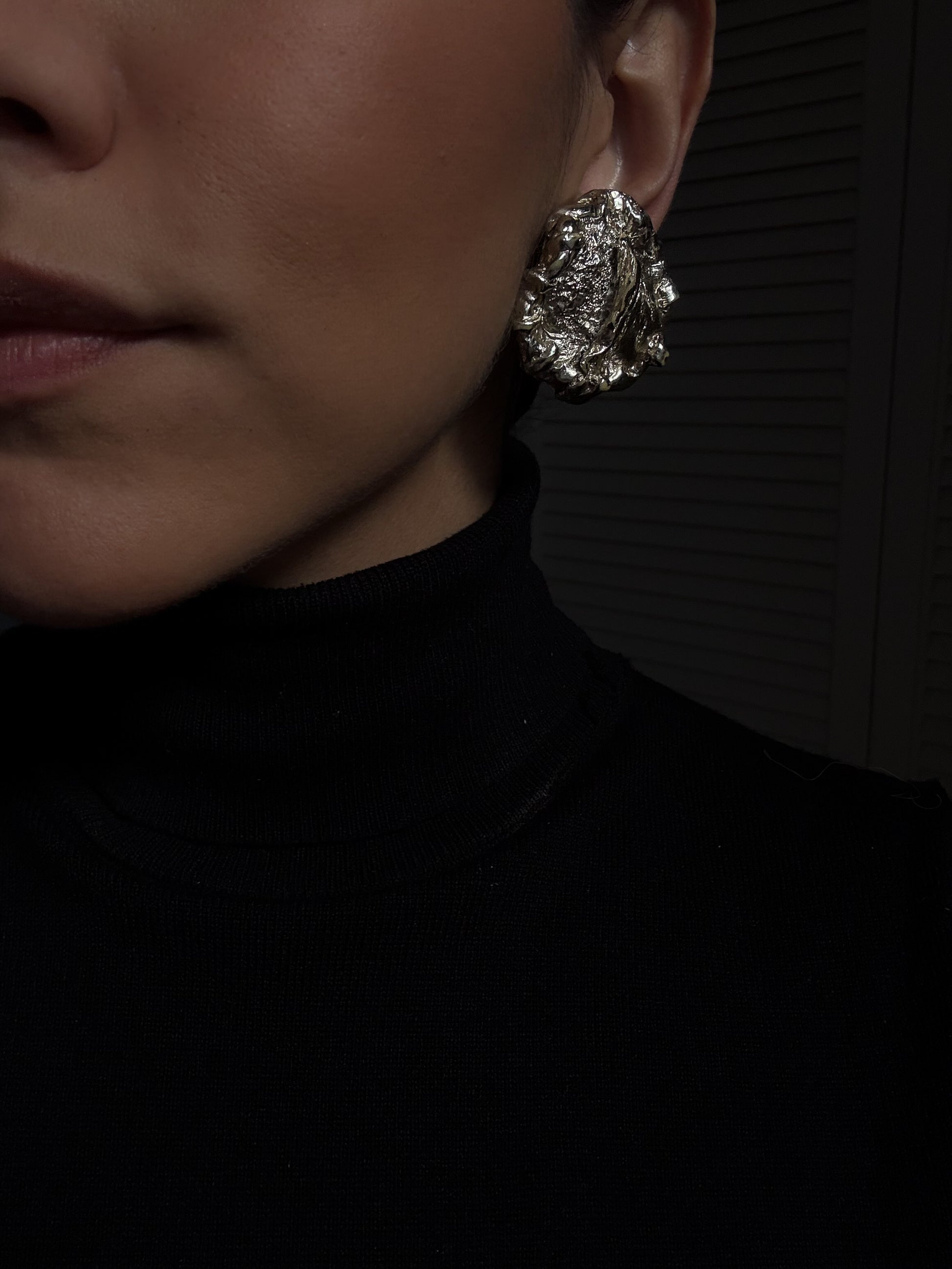 Silver Sculpture Clip-On Earrings|Vintage Baazaar 