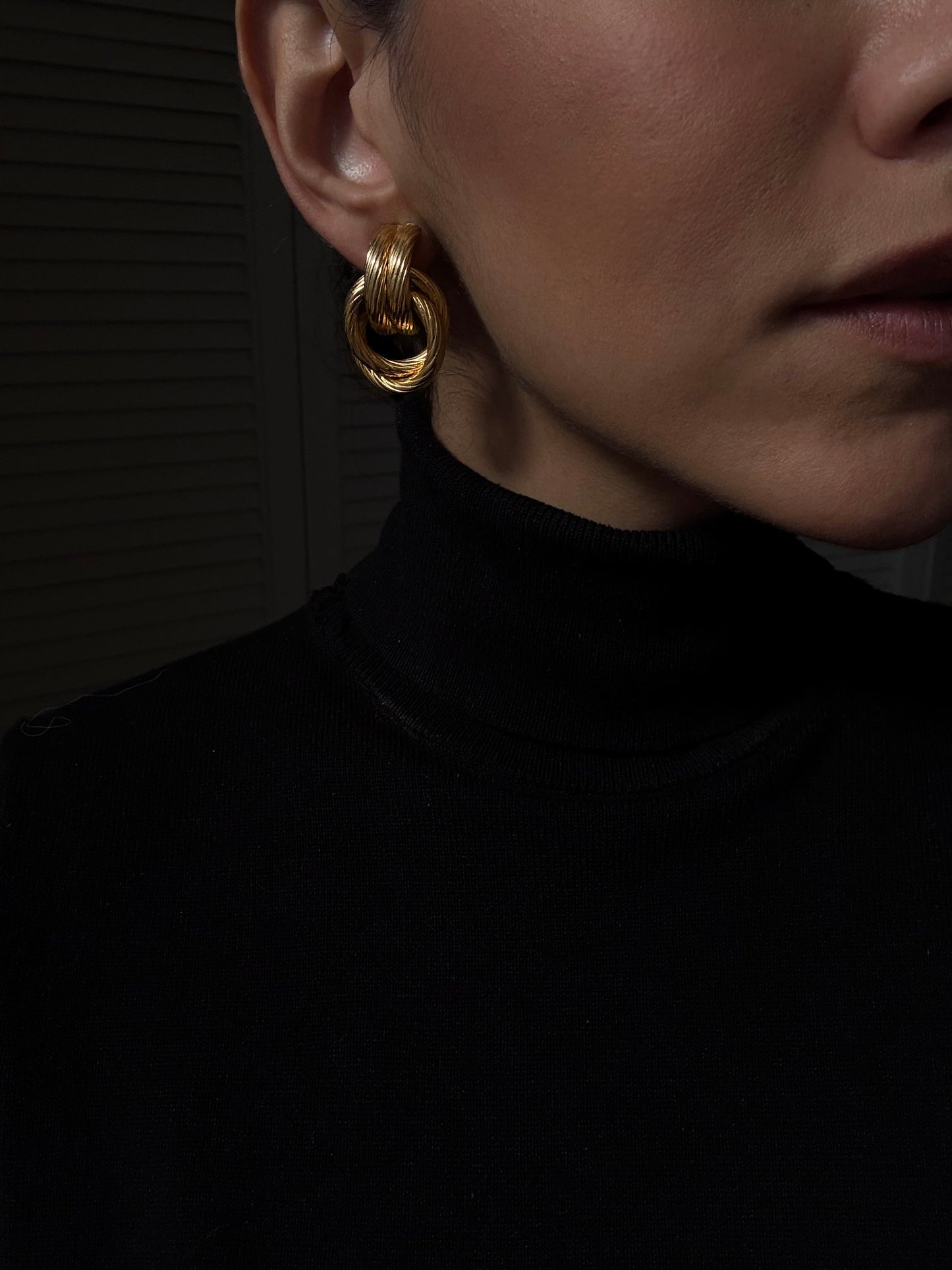 Twisted Gold Hoop Clip-On Earrings|Vintage Baazaar 