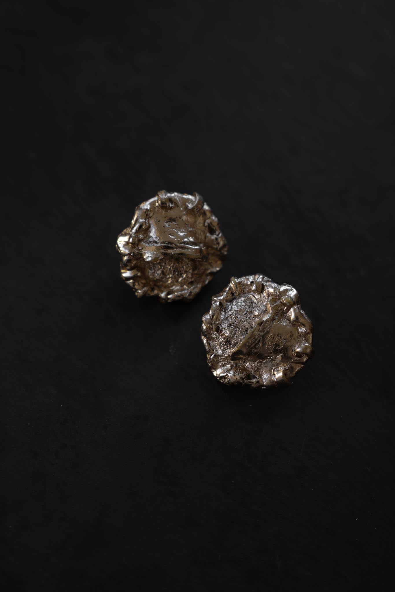 Silver Sculpture Clip-On Earrings|Vintage Baazaar 