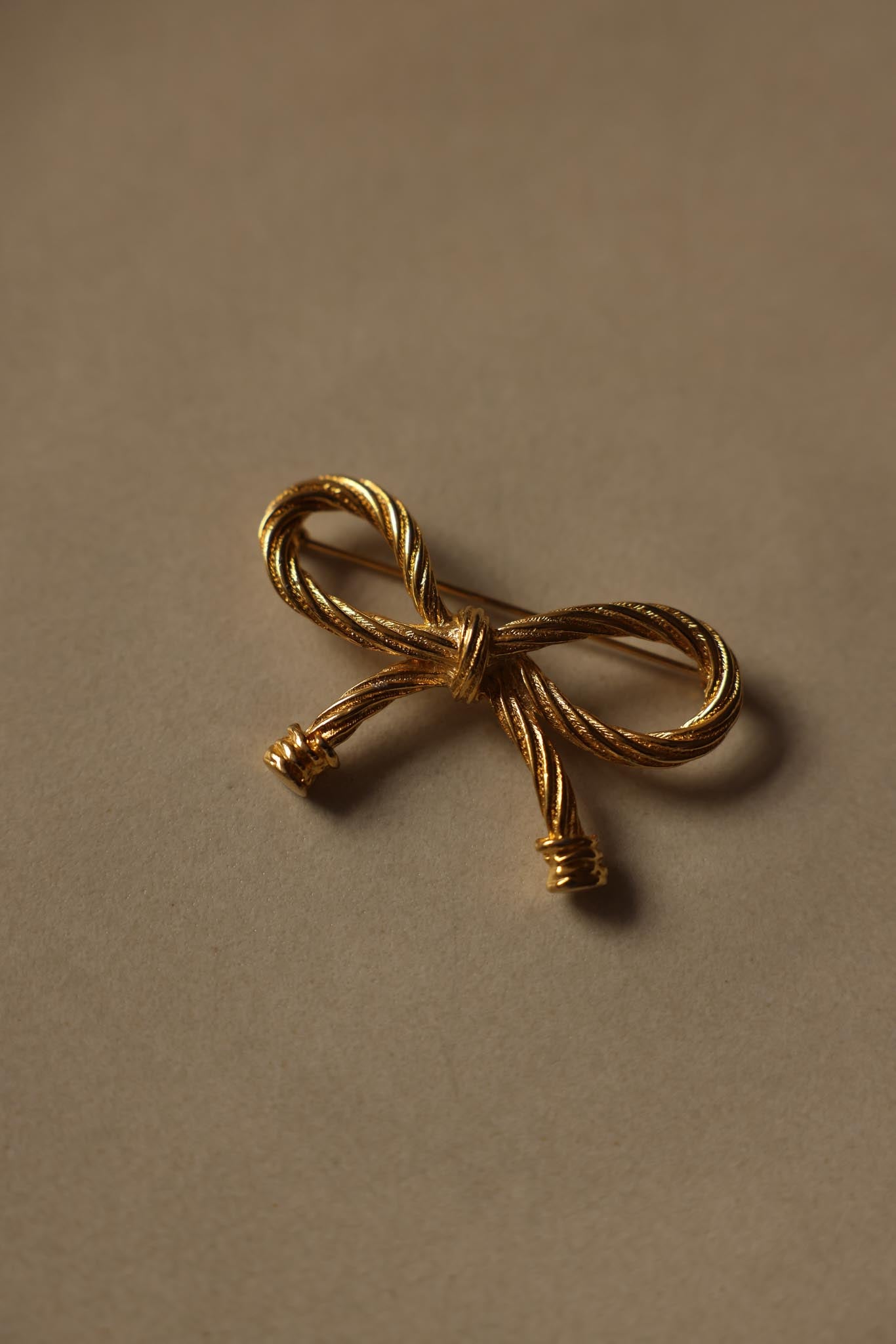 Gold-Tone Bow Brooch