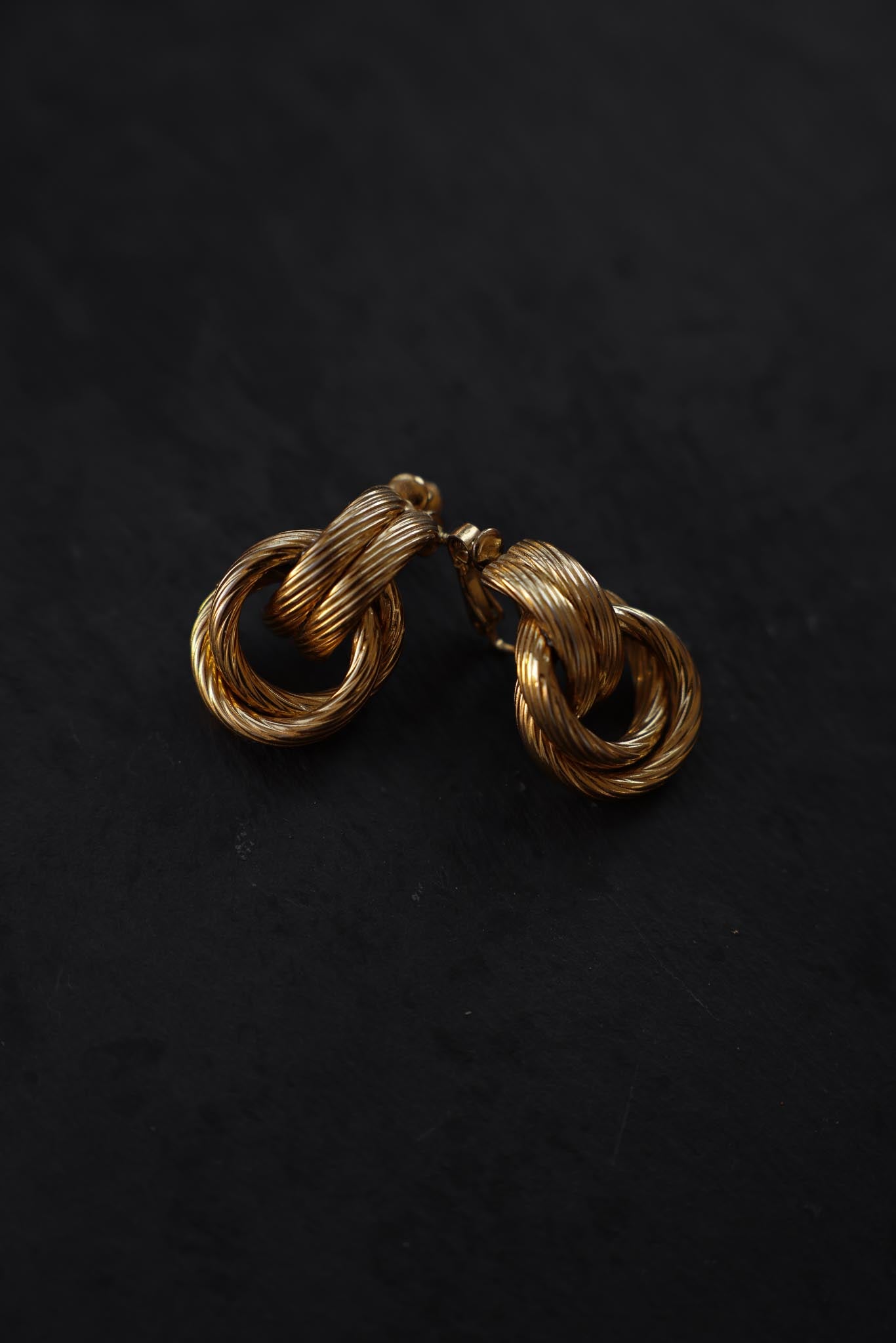 Twisted Gold Hoop Clip-On Earrings|Vintage Baazaar 